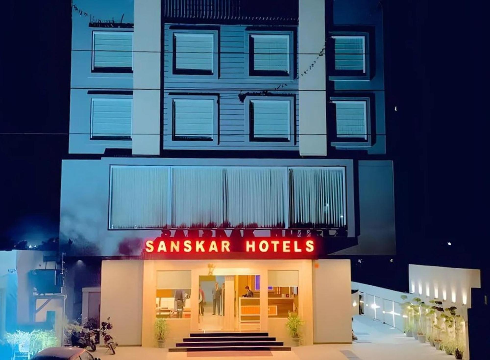 Hotel Sanskar Palace, Vaishali Nagar, 3*