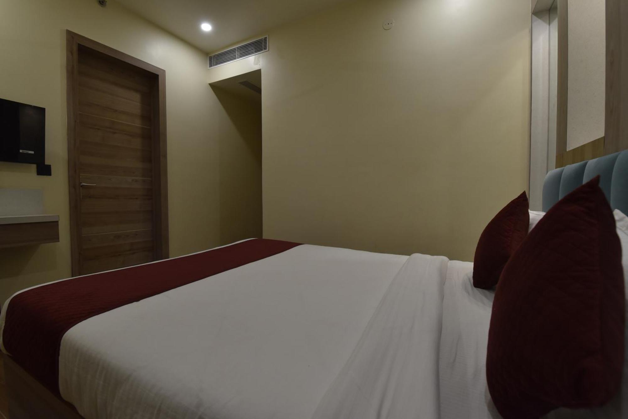 Anju Shree Inn-near Airport Terminal 1 4* Jaipur