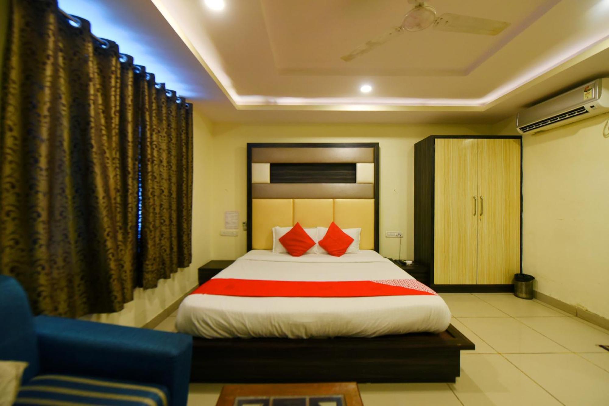 Collection O Tip Hotel Jaipur