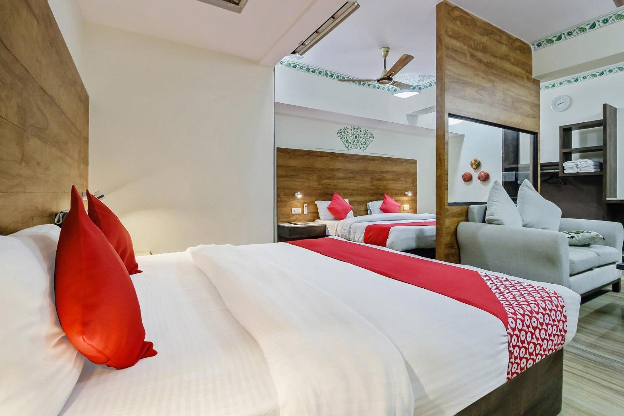 Collection O Tulip Palace Hotel Jaipur