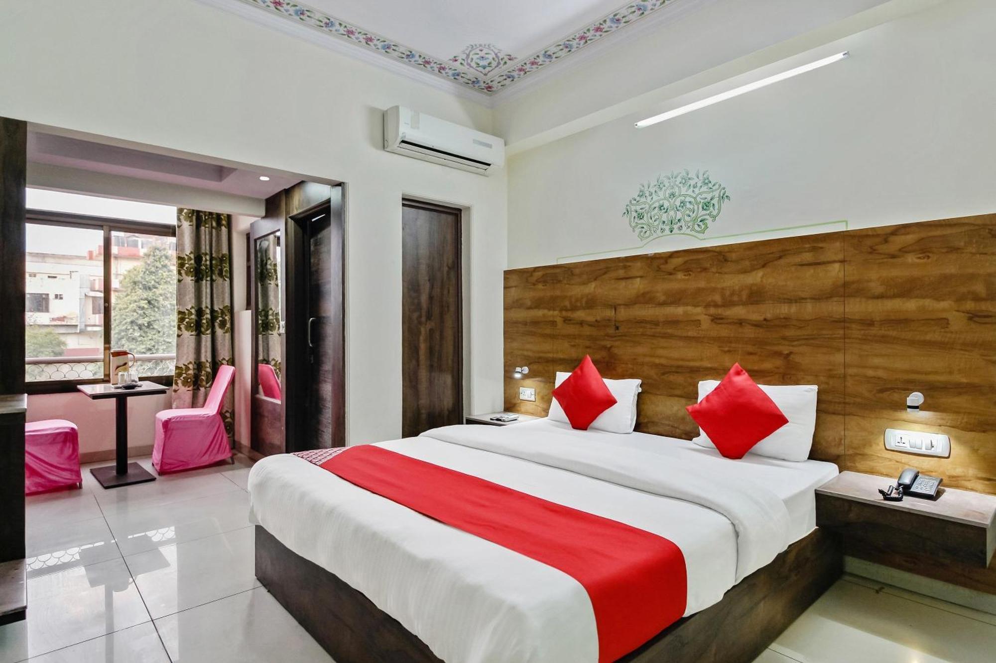 Collection O Tulip Palace 4*