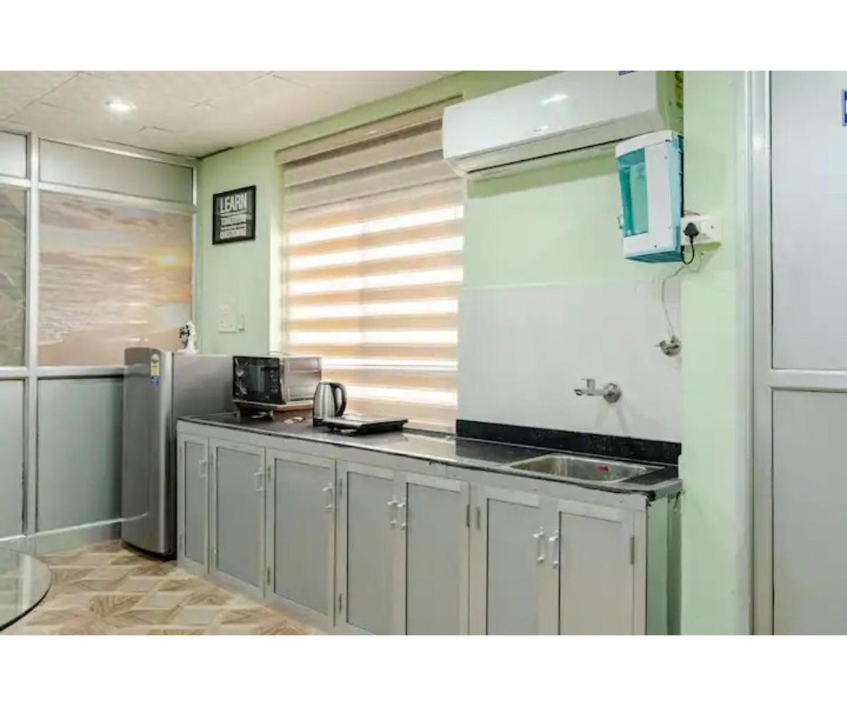 Sohanas Homestays- 2 Bhk Luxury Near International Airport Apartment