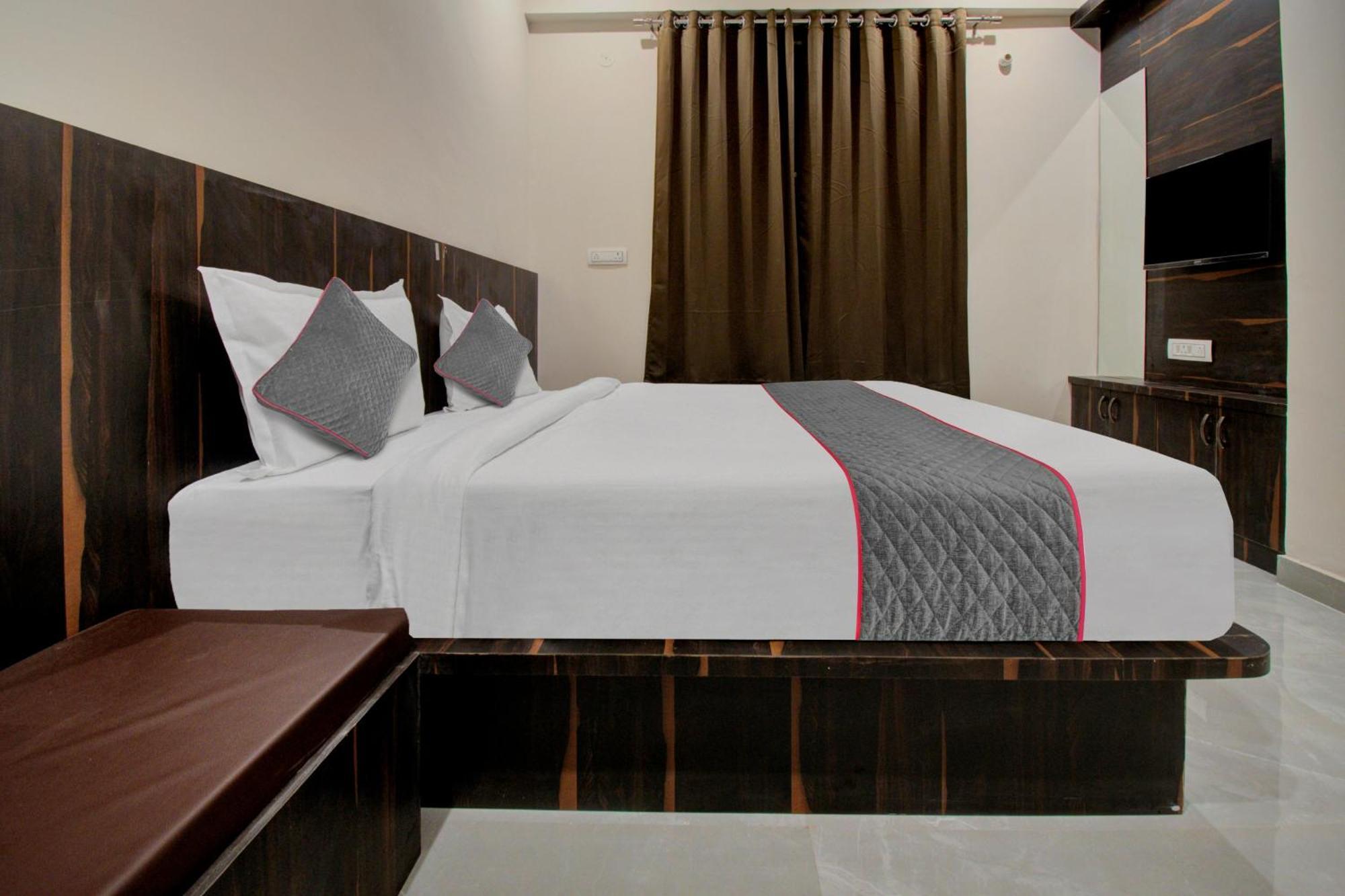 Hotel Townhouse Karma Jaipur