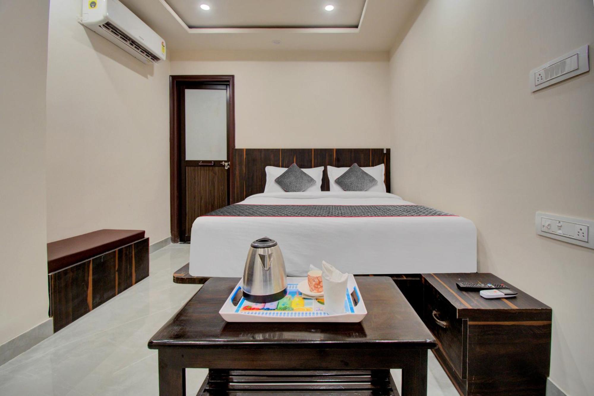Hotel Townhouse Karma Jaipur