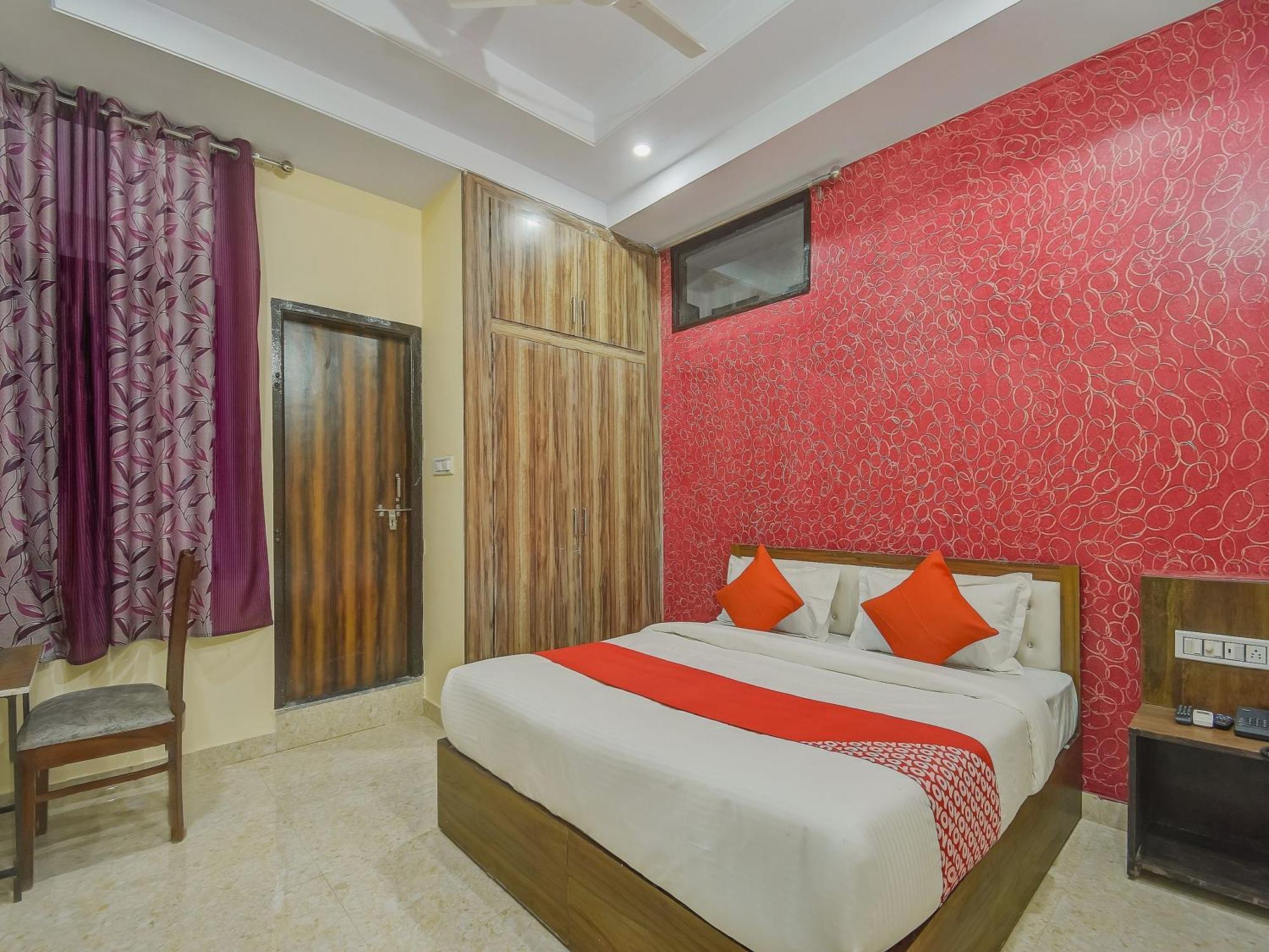 O Royal Blue Hotel Jaipur