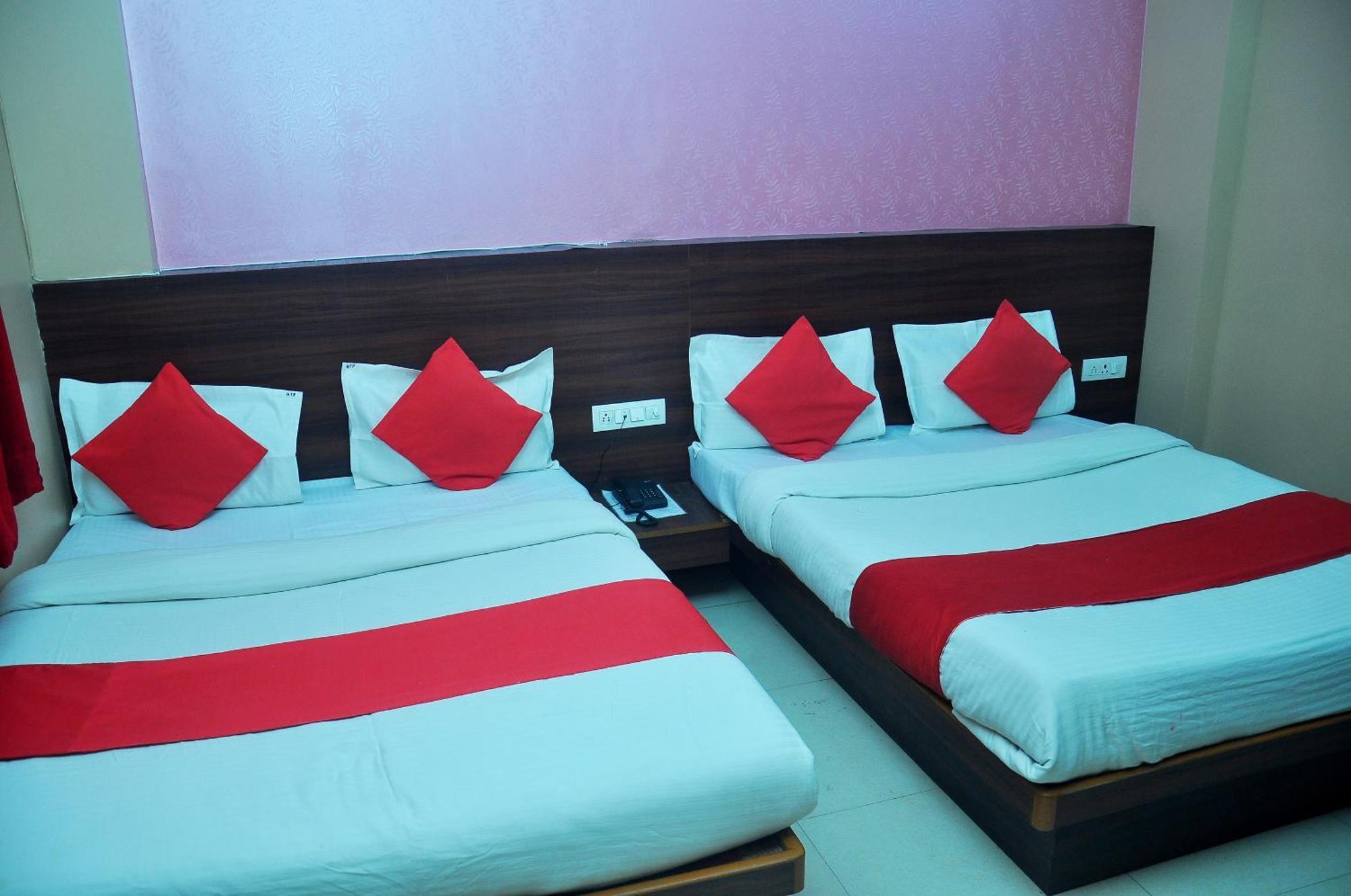 Thikana Palace Hotel 3*