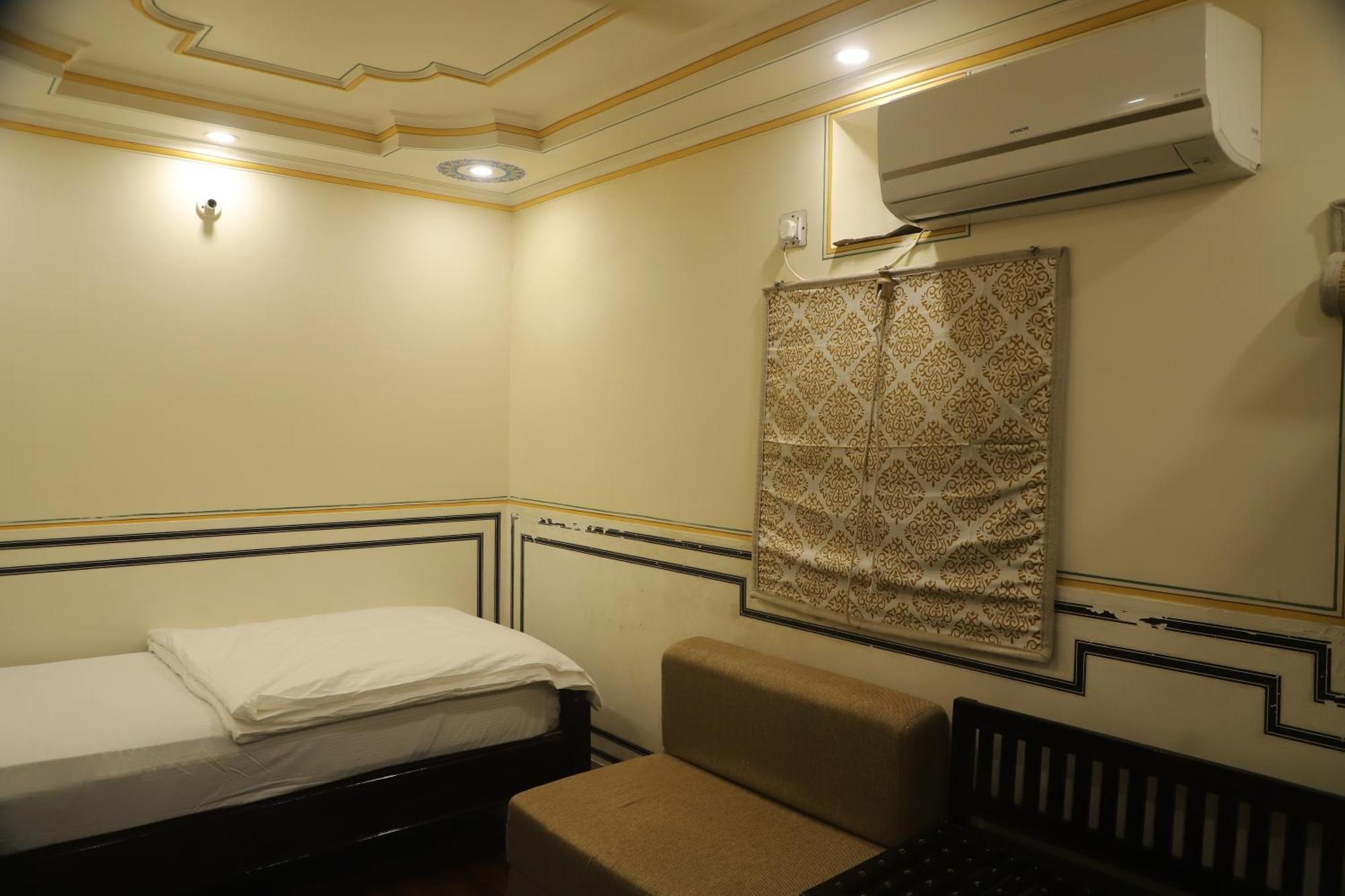 Raghunath Haveli - A Boutique Guest house