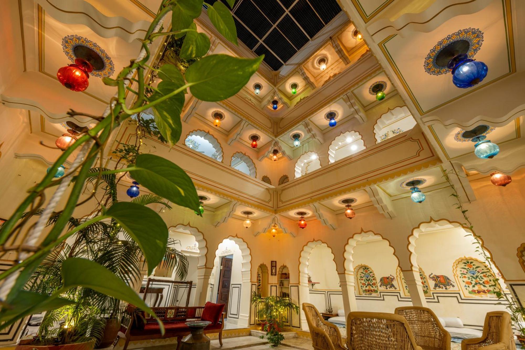 Raghunath Haveli - A Boutique *