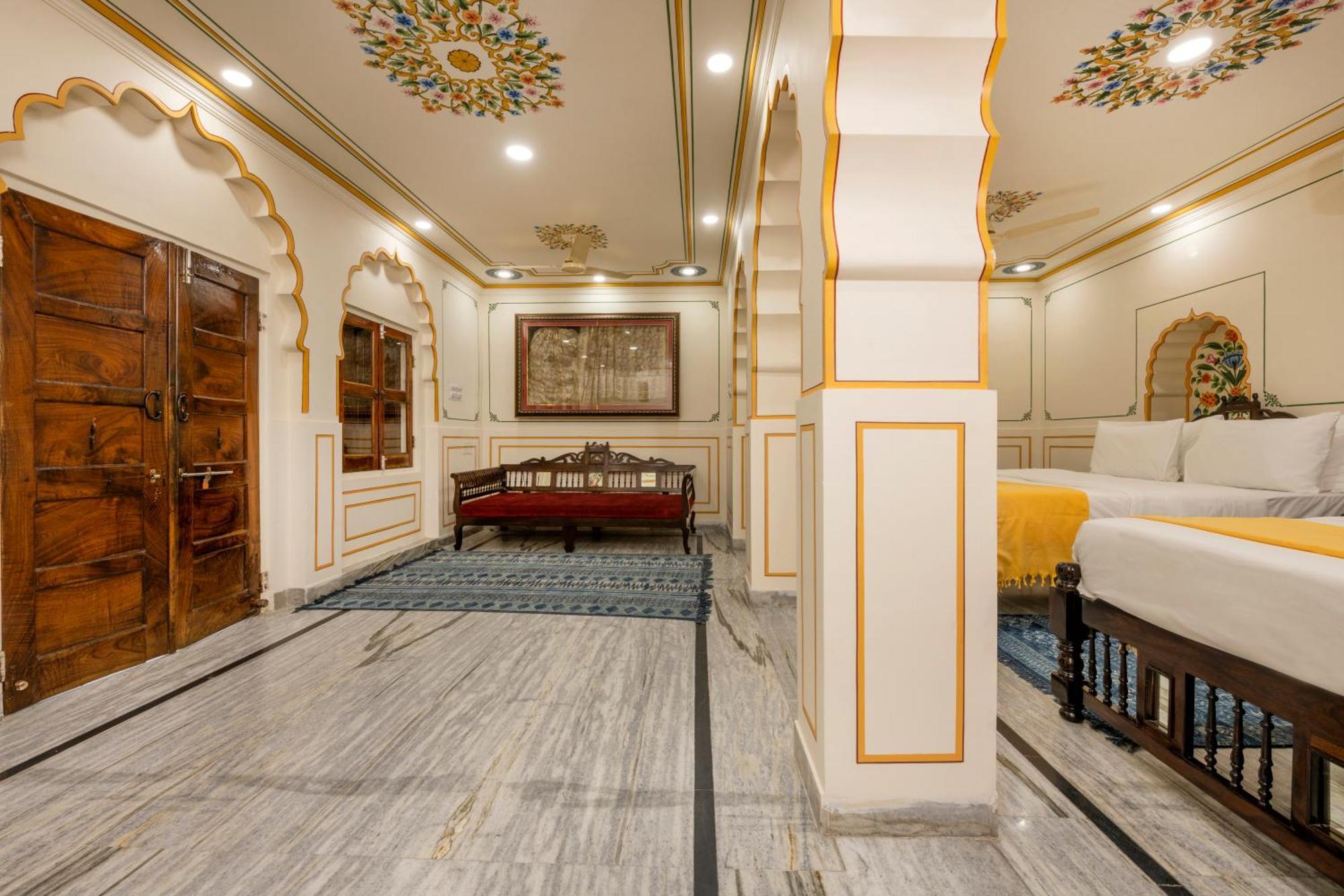 Guest house Raghunath Haveli - A Boutique *