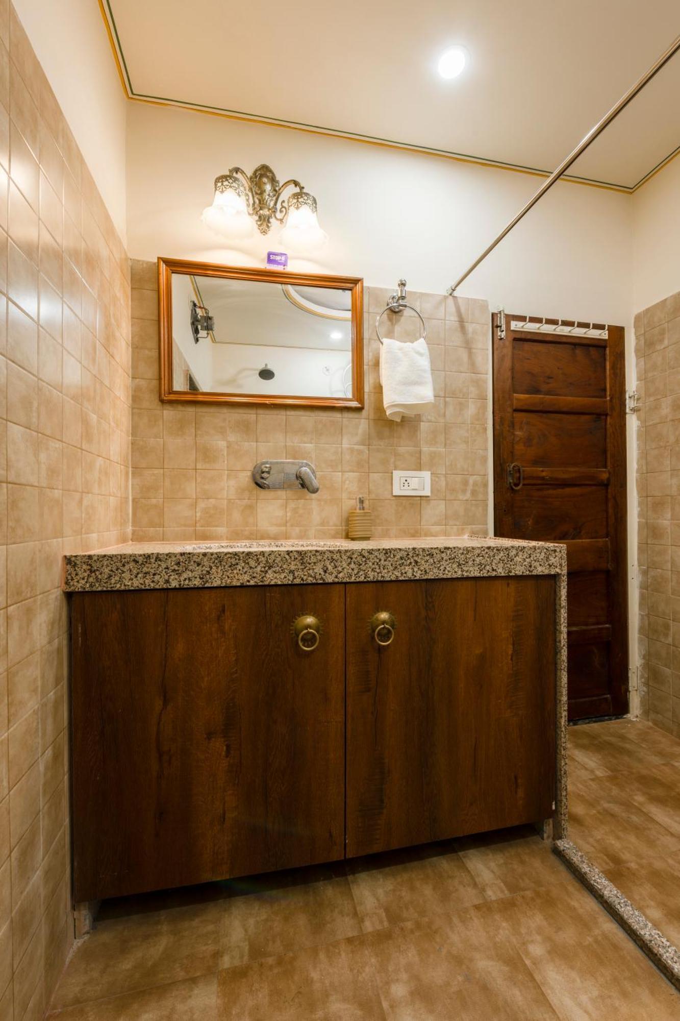 Raghunath Haveli - A Boutique *