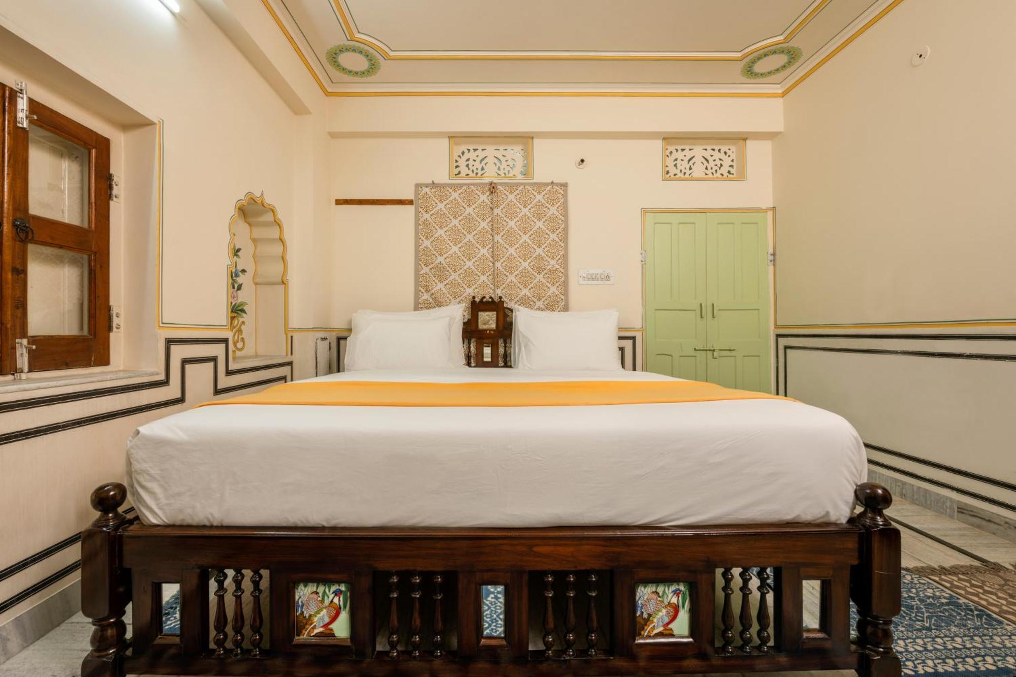 Raghunath Haveli - A Boutique Guest house *