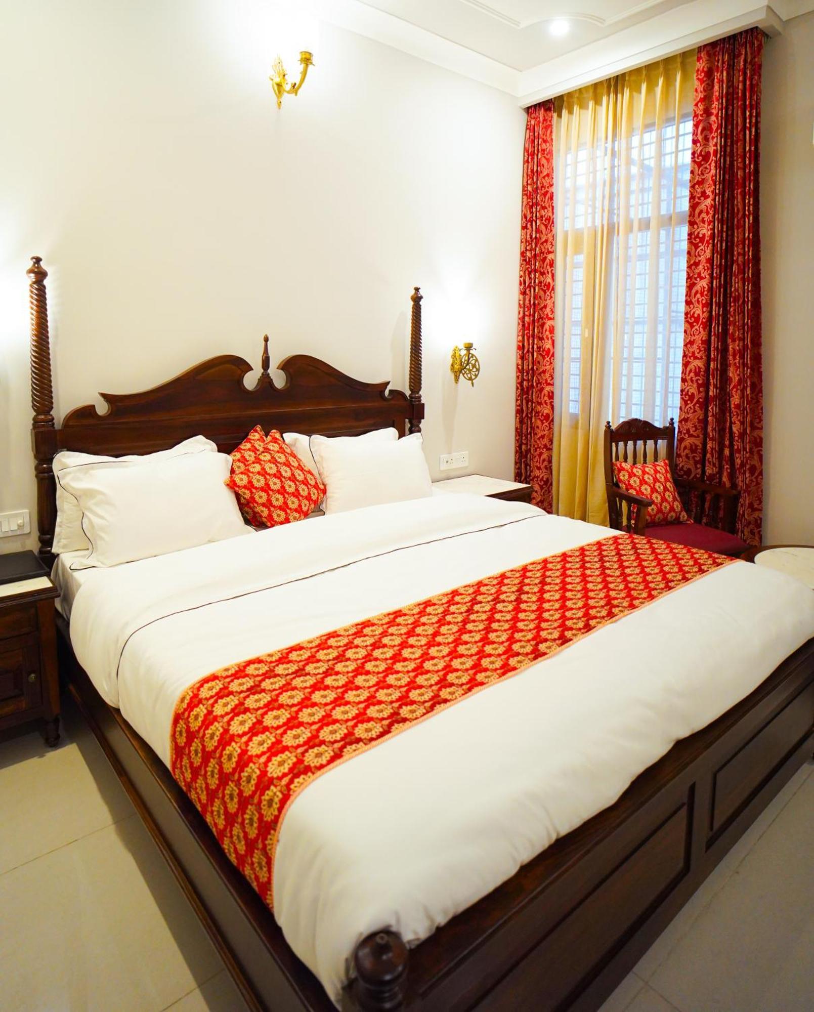 Chitawa Haveli 3*