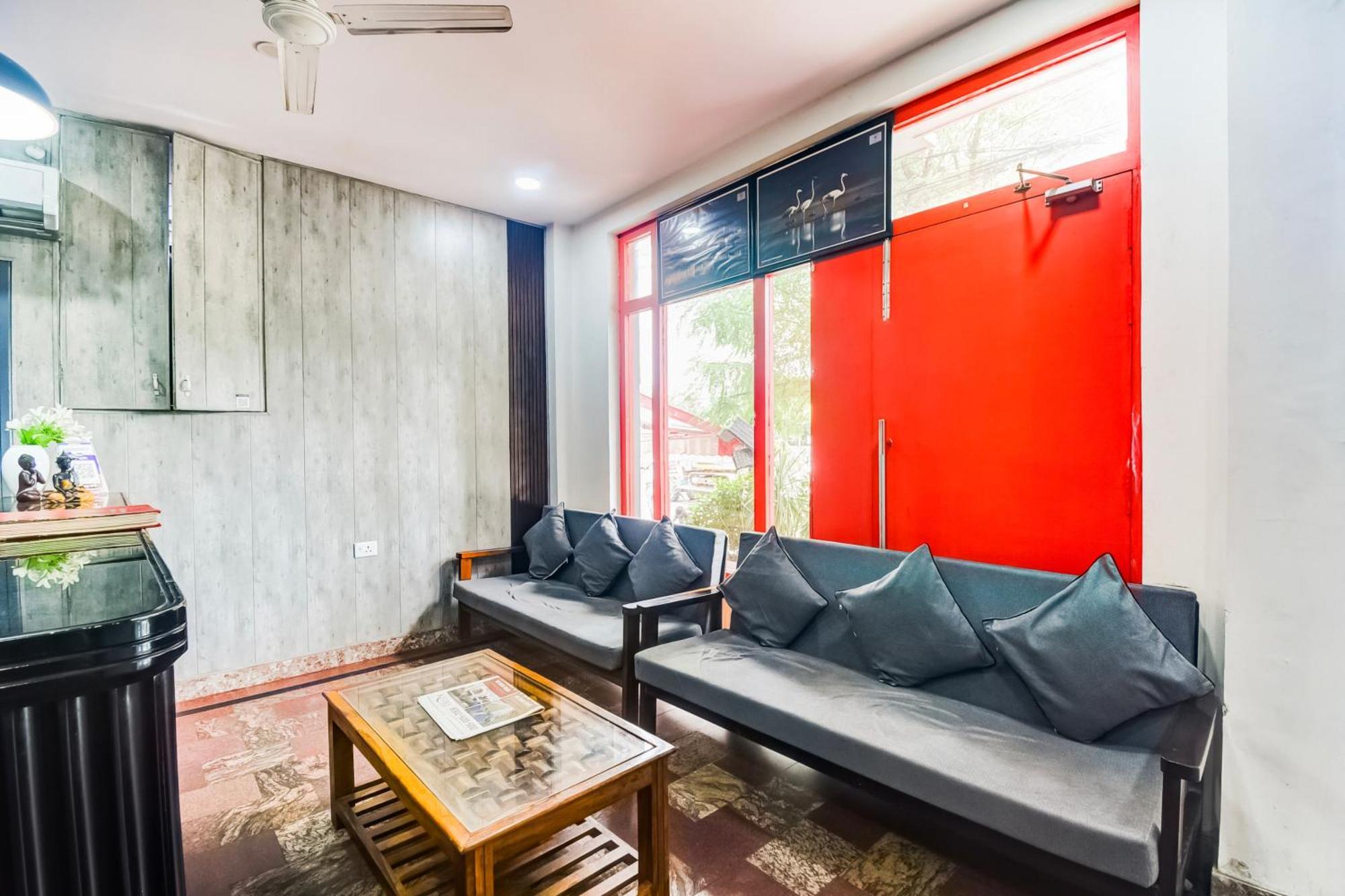 Super Townhouse Tonk Road Near Gandhi Nagar Railway Station 4* Jaipur