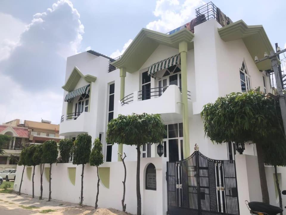 604 White House Villa Jaipur