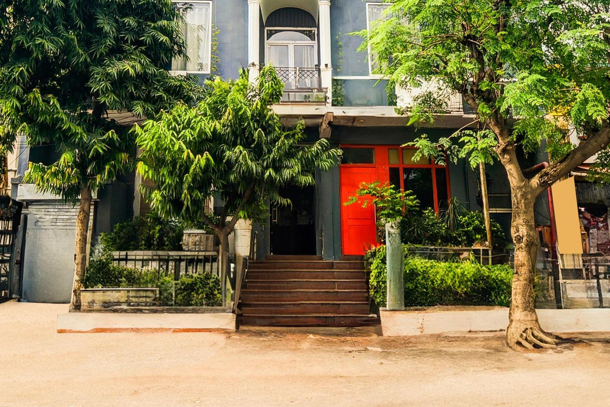 Hotel Super Townhouse Tonk Road Near Gandhi Nagar Railway Station