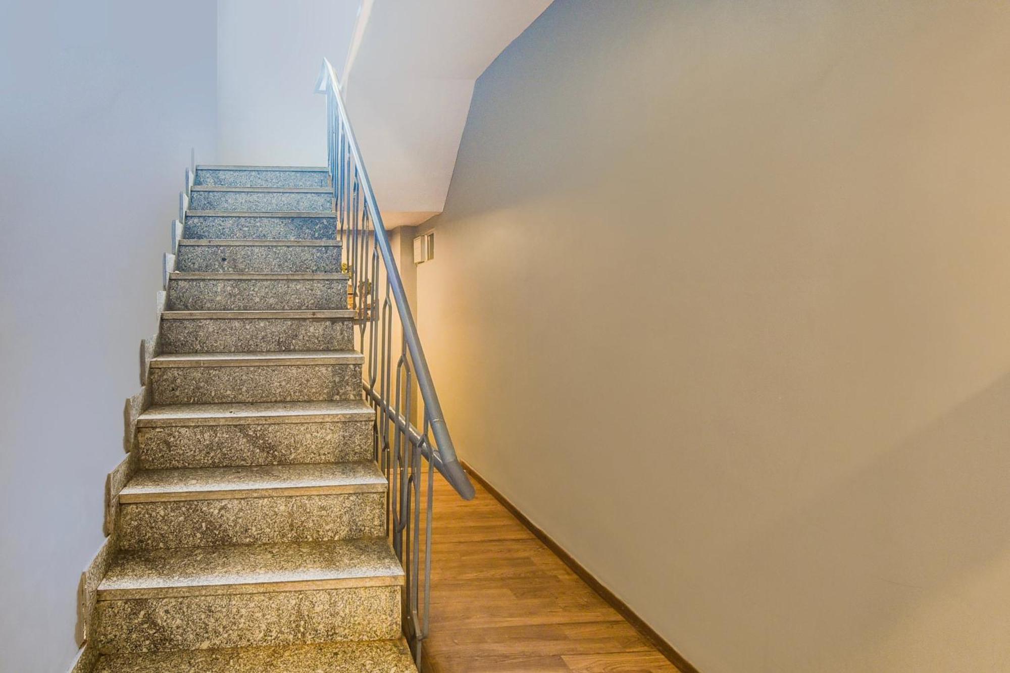 Hotel Super Townhouse Tonk Road Near Gandhi Nagar Railway Station Jaipur