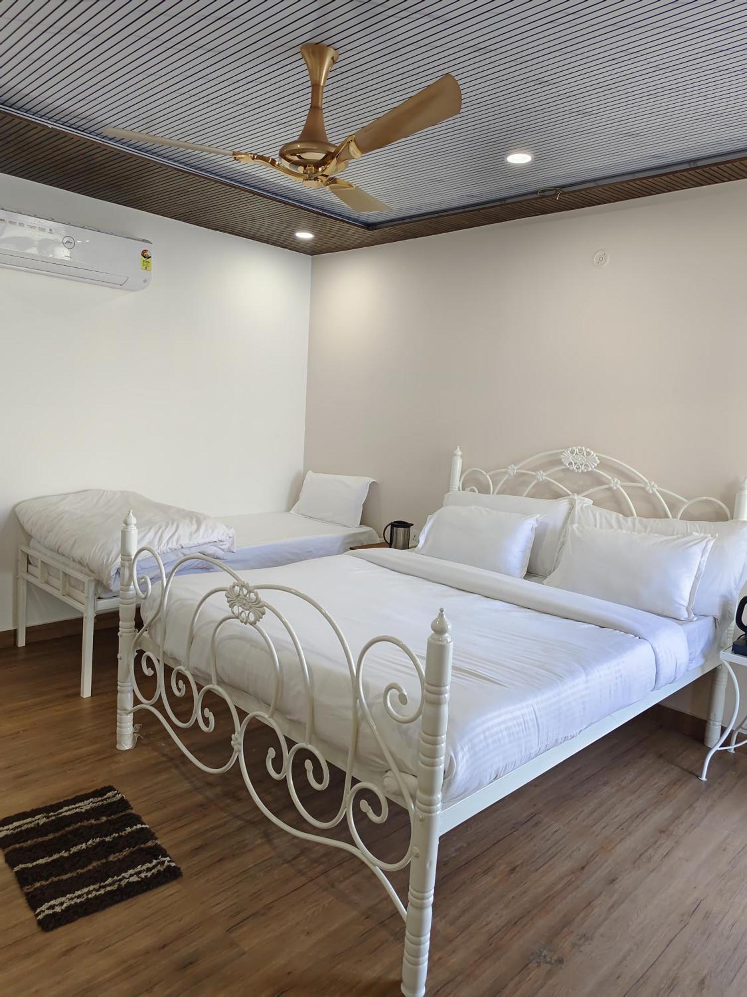 Hotel Golden Heritage Deluxe