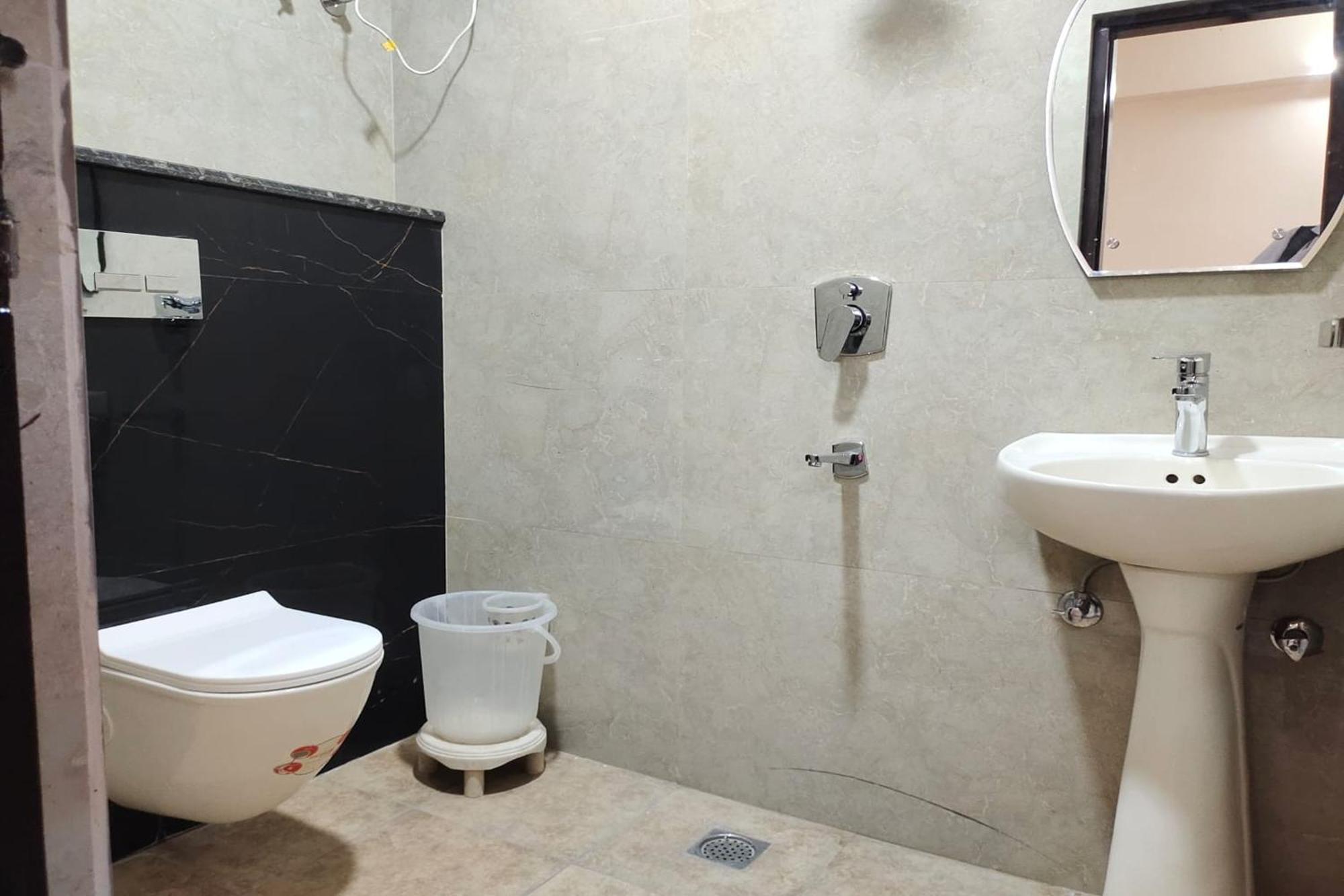 Hotel Amrapali