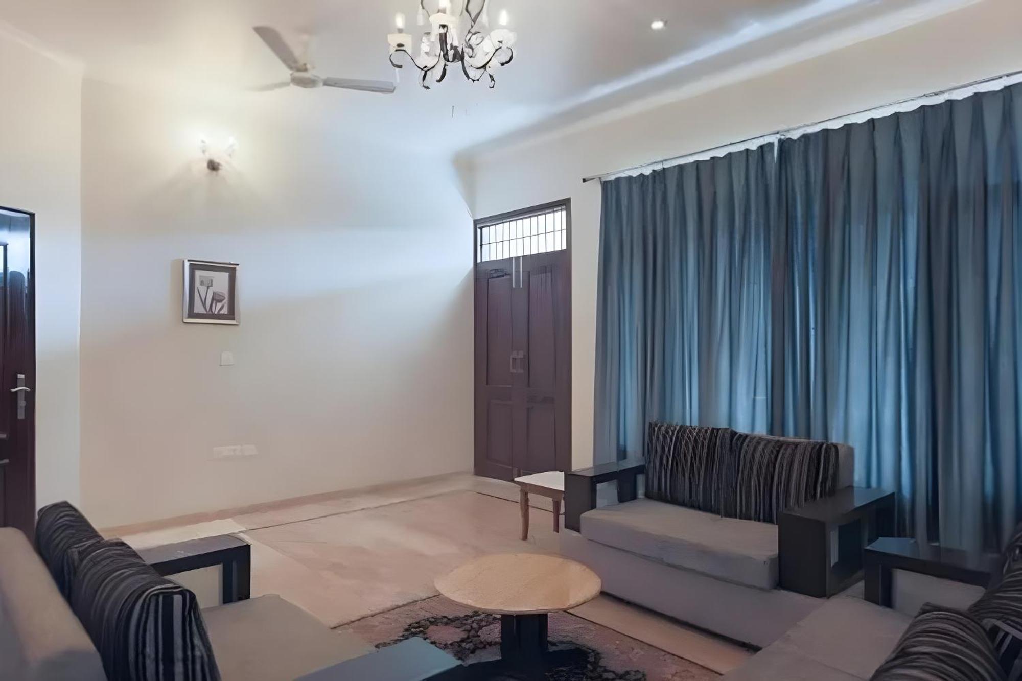 Amrapali Hotel Jaipur