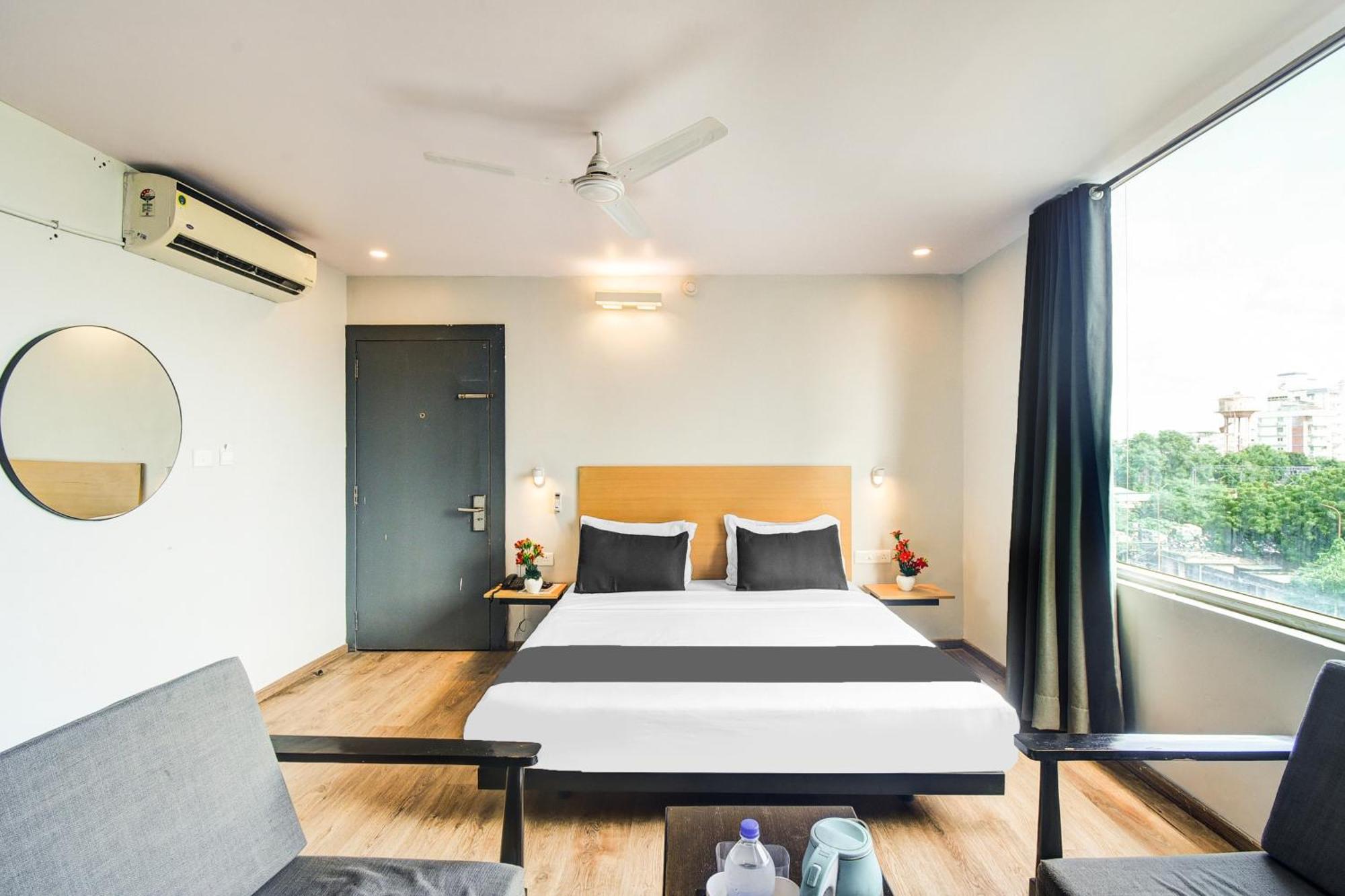 Hotel Super Townhouse Tonk Road Near Gandhi Nagar Railway Station