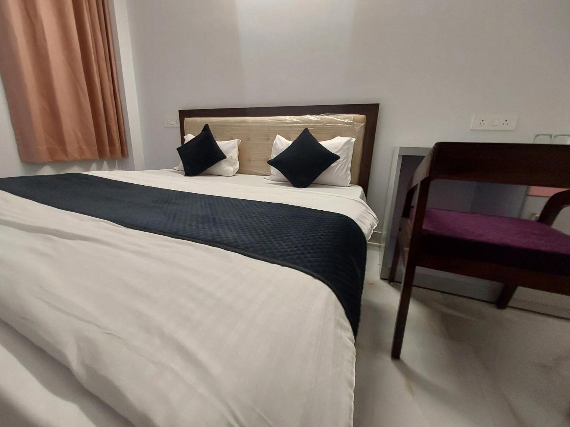 Saffron Vaishali Nagar Hotel Jaipur