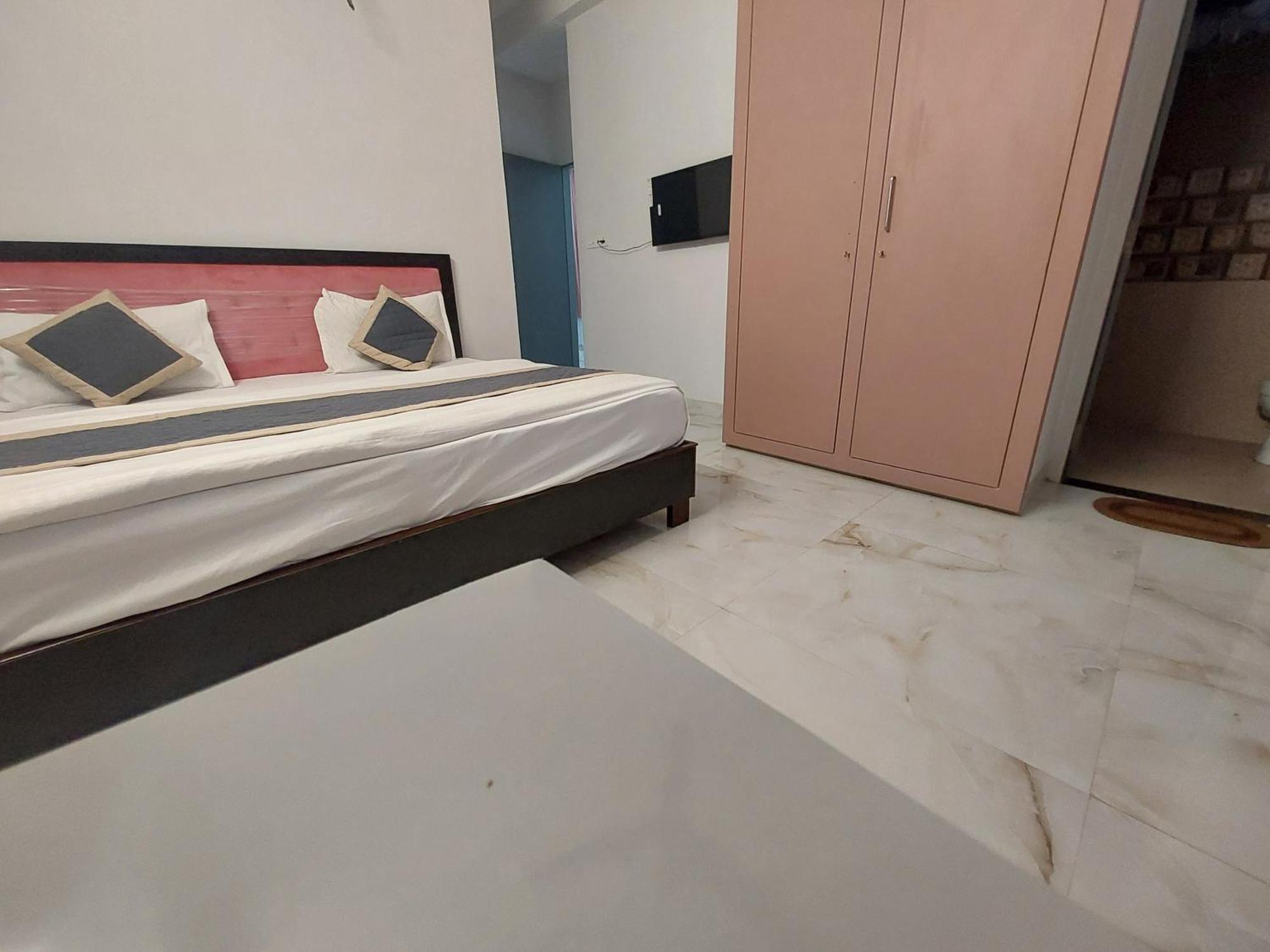 Hotel Saffron Vaishali Nagar
