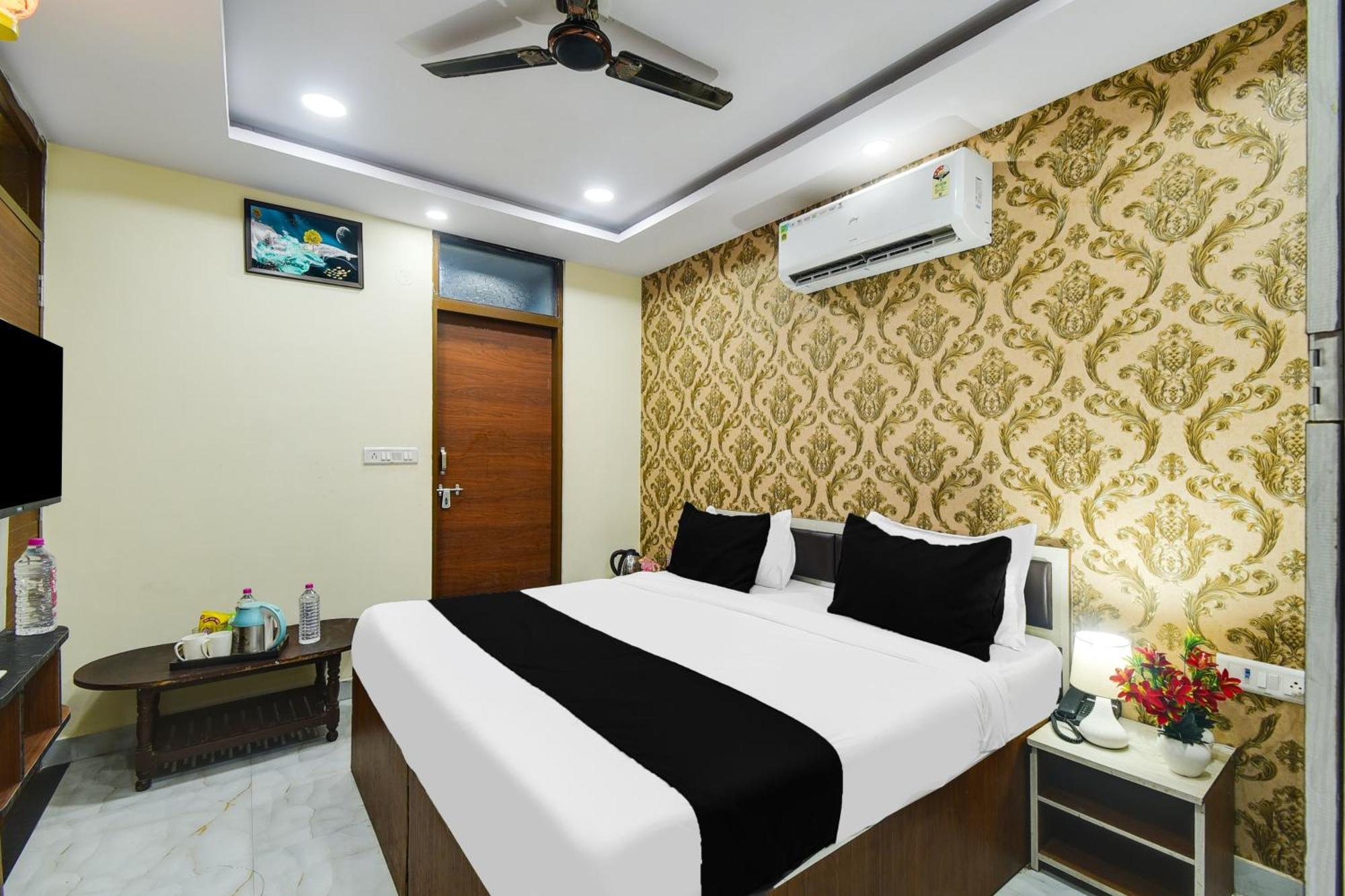 Collection O Khalsa Palace Hotel 3*