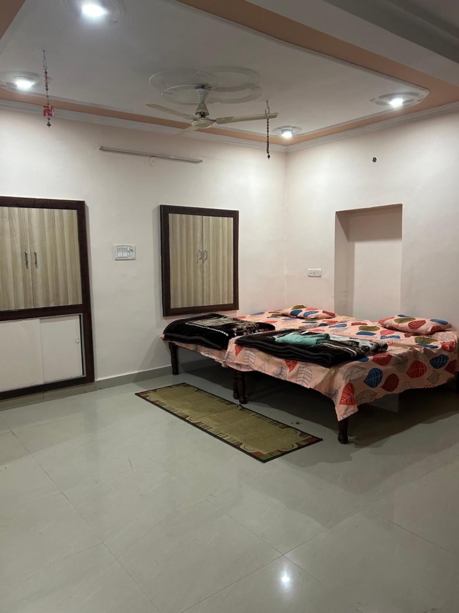 Bed & Breakfast Royal Adobe Jaipur