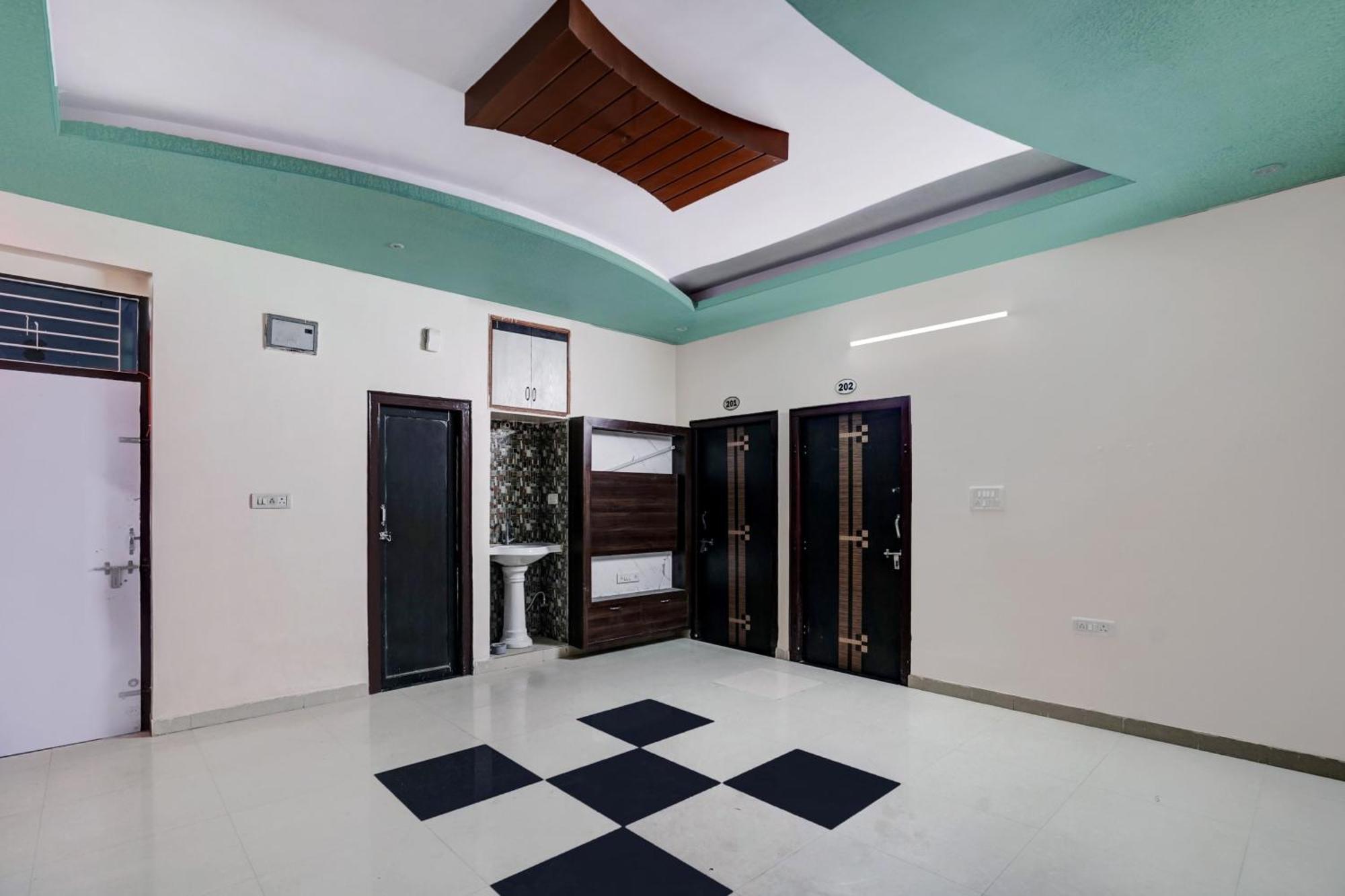 Hotel O Rudra Palace Jaipur