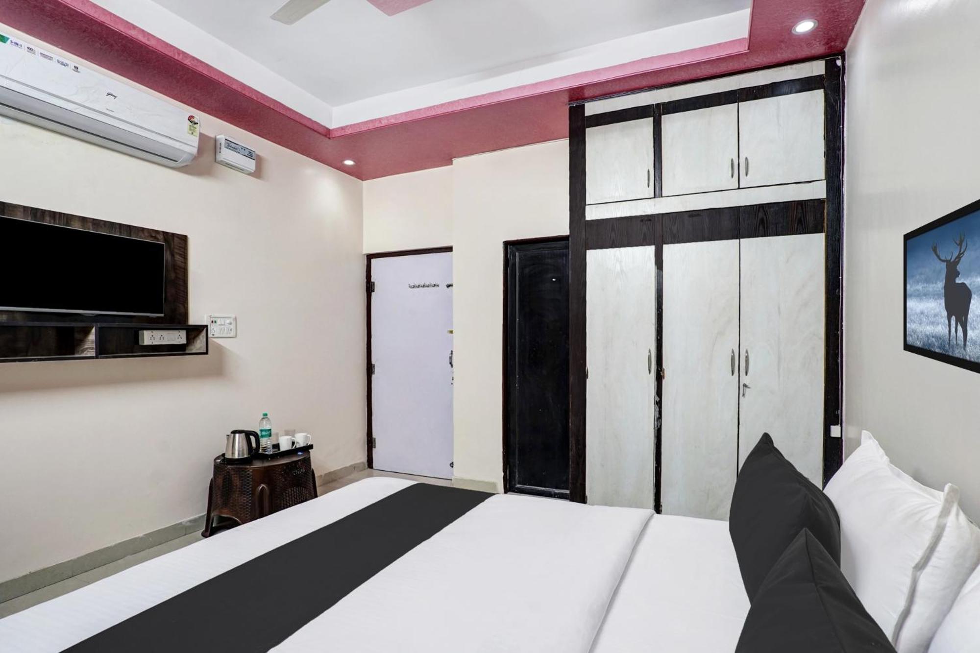 O Rudra Palace Hotel 3*