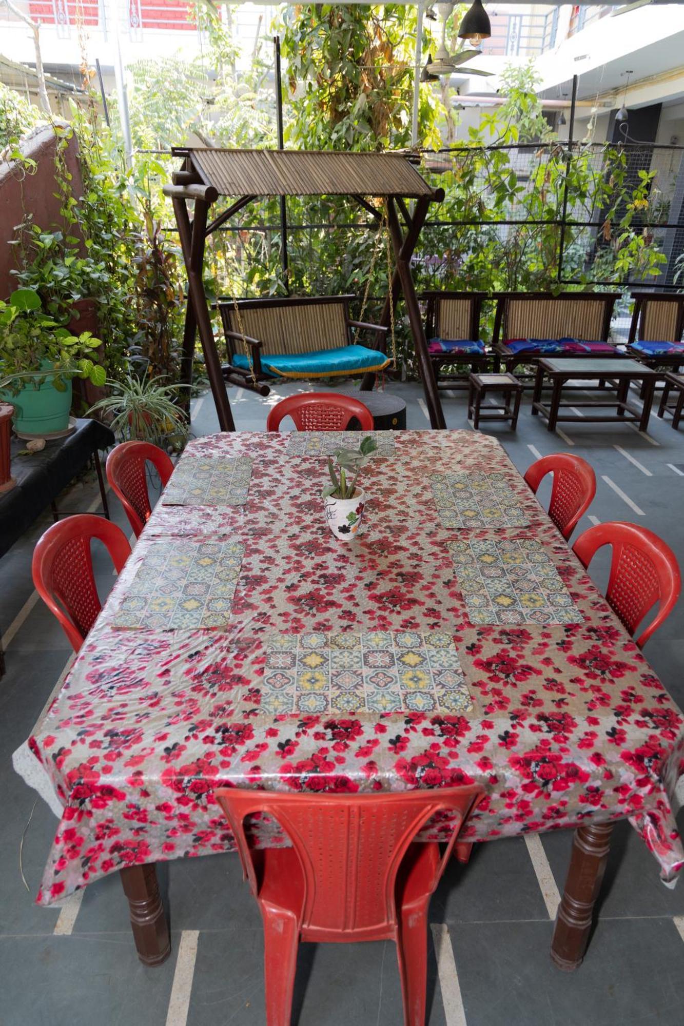 Hotel Urmil Basant