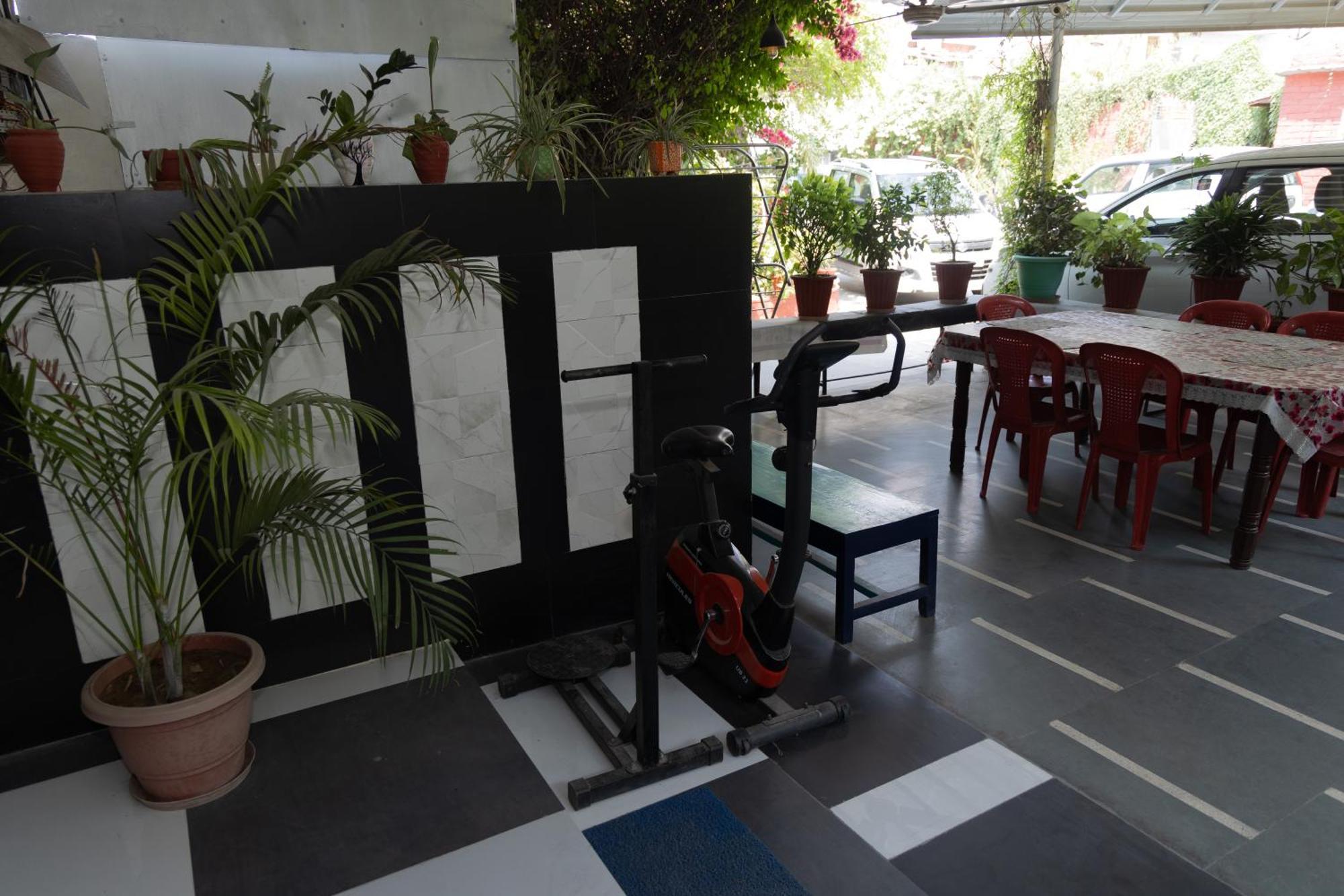 Urmil Basant Hotel