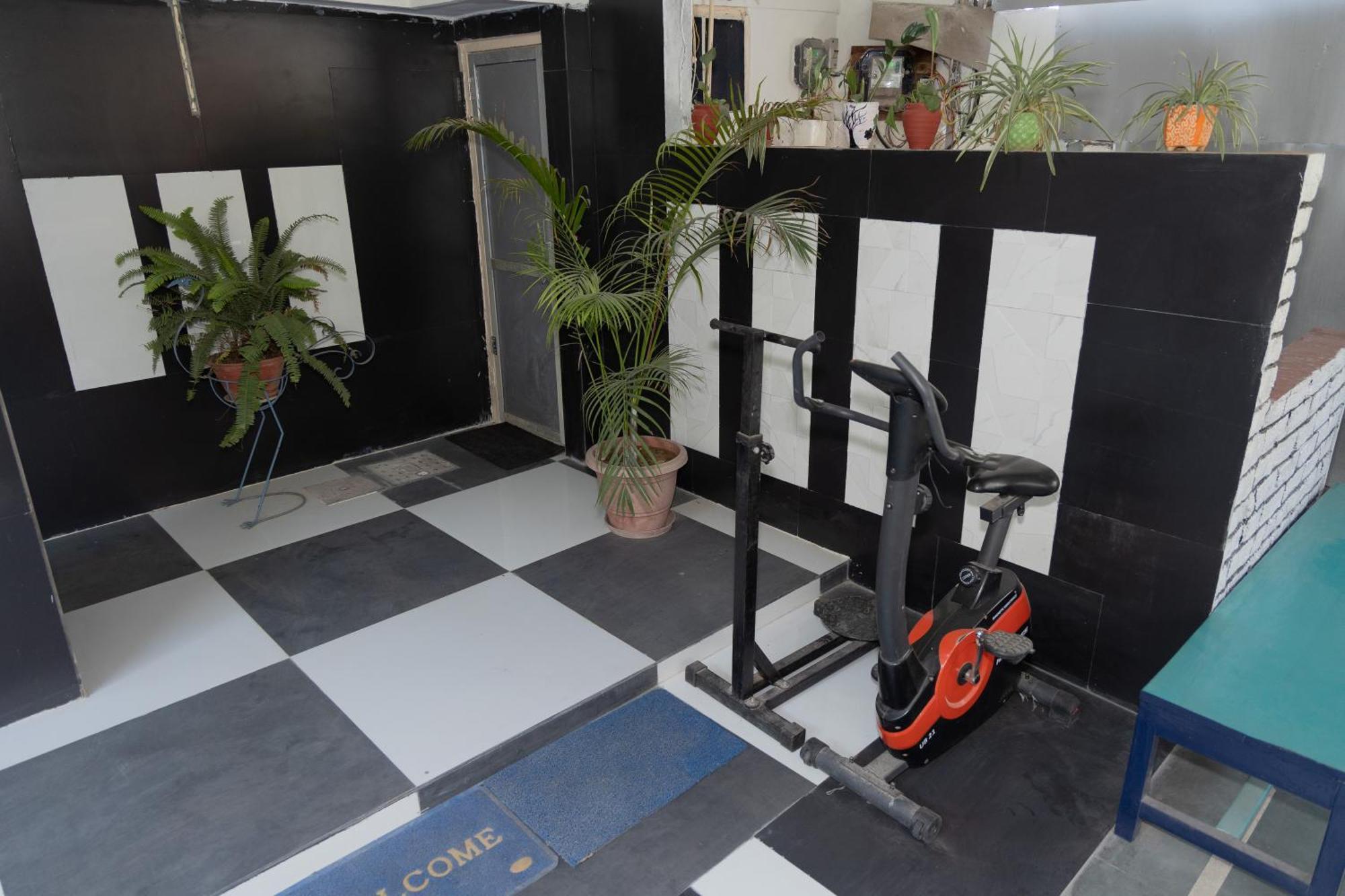 Urmil Basant Hotel 4*