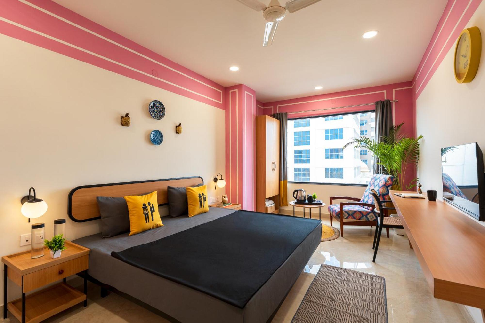 The Jaipur, Mi Road Hostel