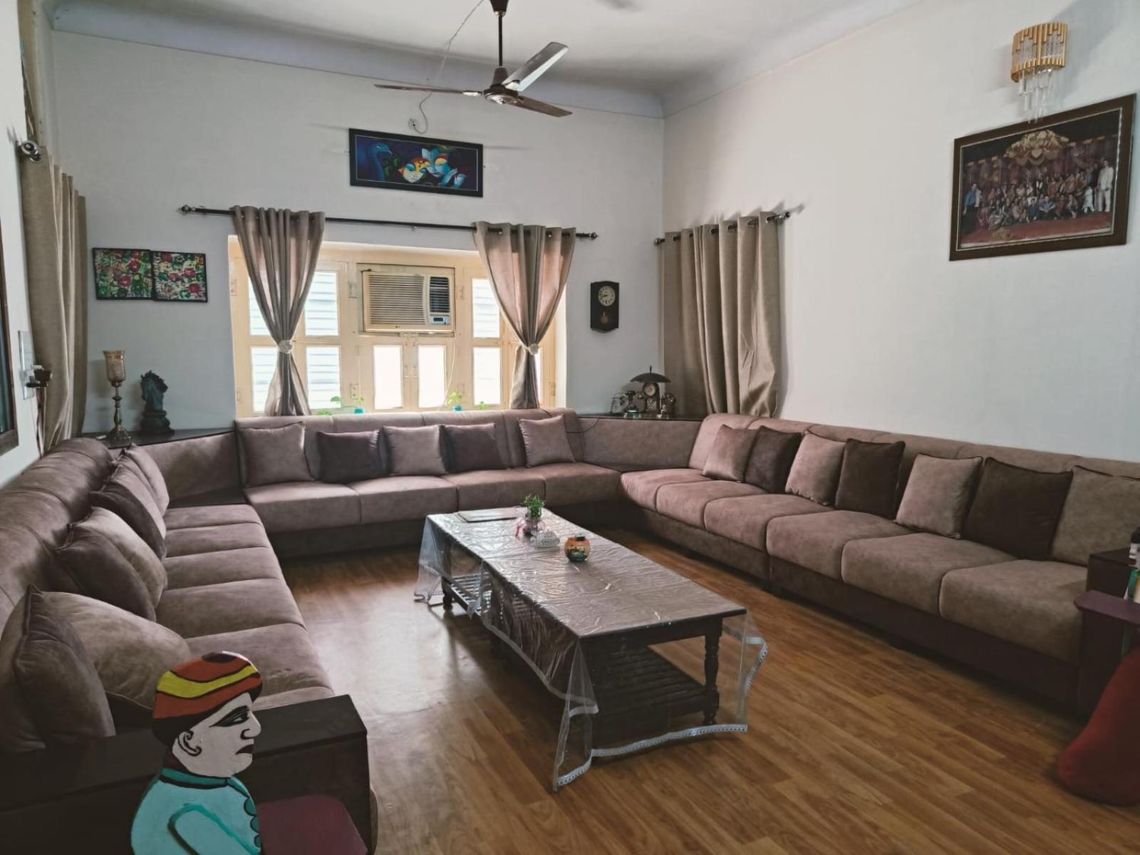 Urmil Basant Hotel Jaipur