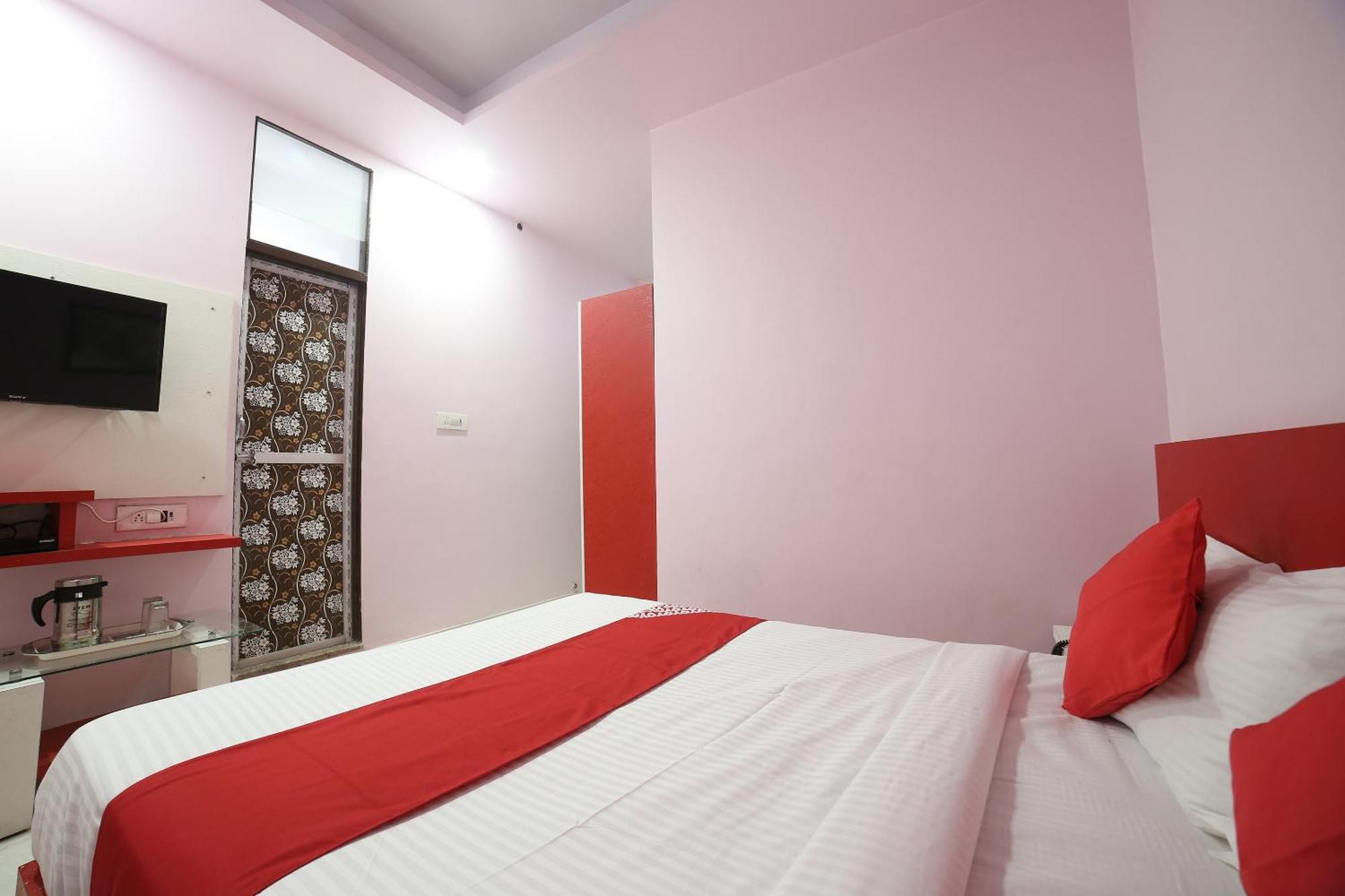Hotel O Jai Ambay International 3*