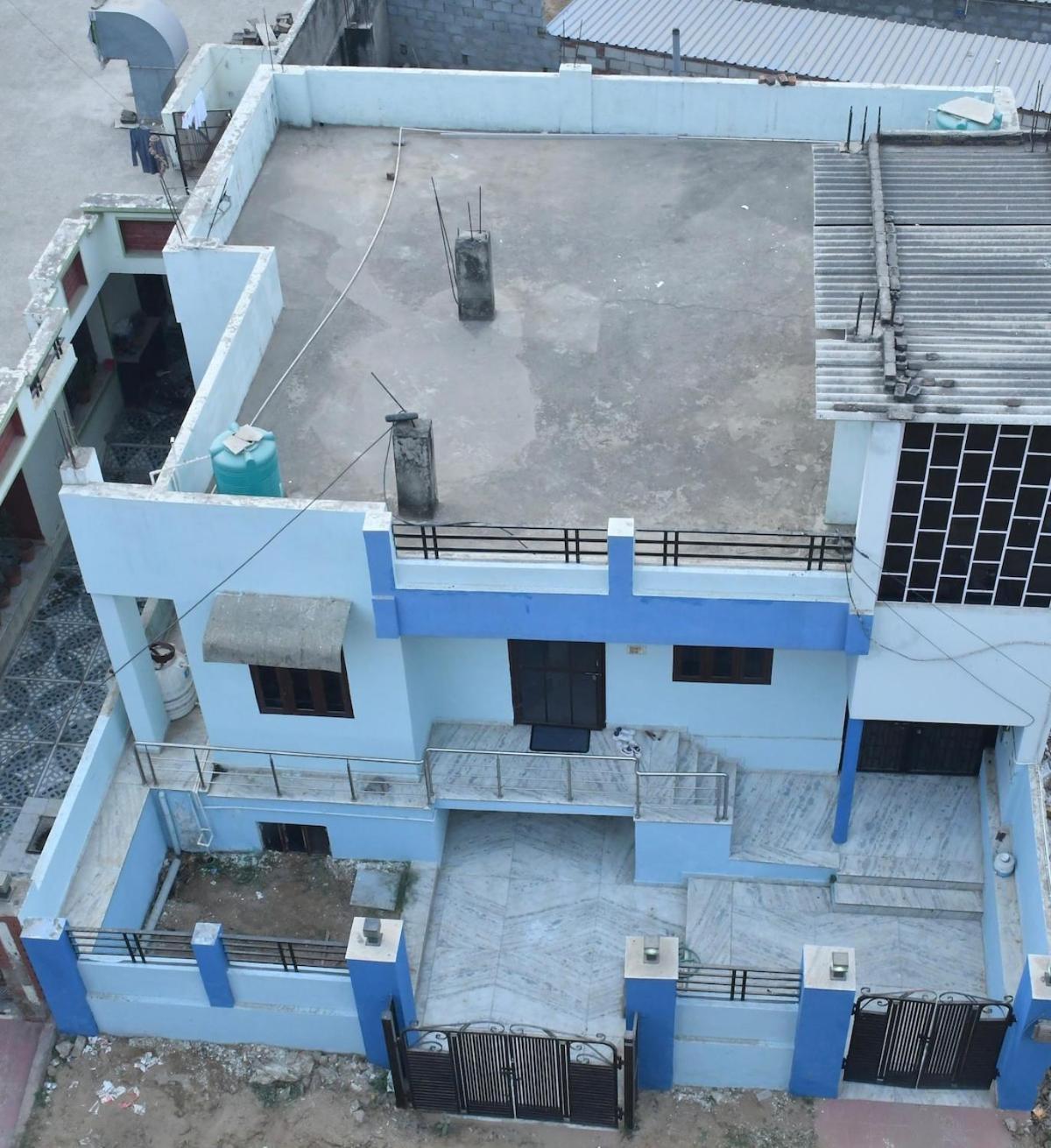 Villa Independent House In *
