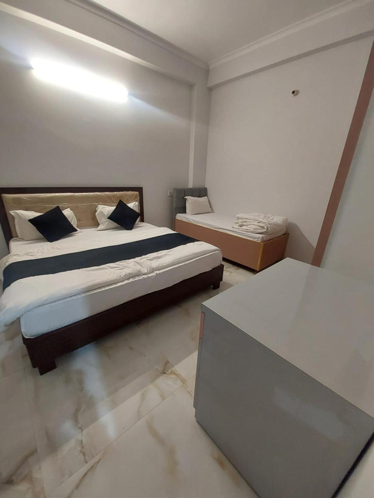 Hotel Saffron Vaishali Nagar Jaipur