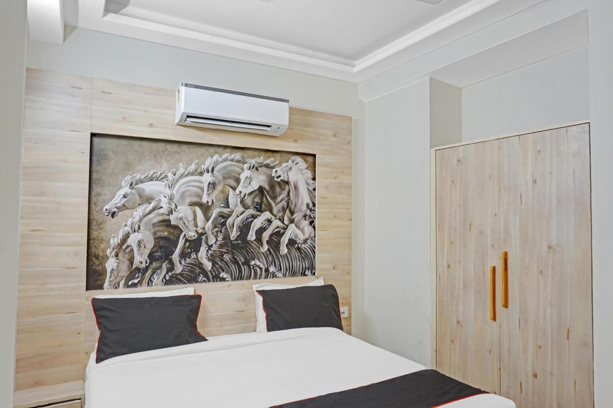 Collection O Sundew Hotel Jaipur