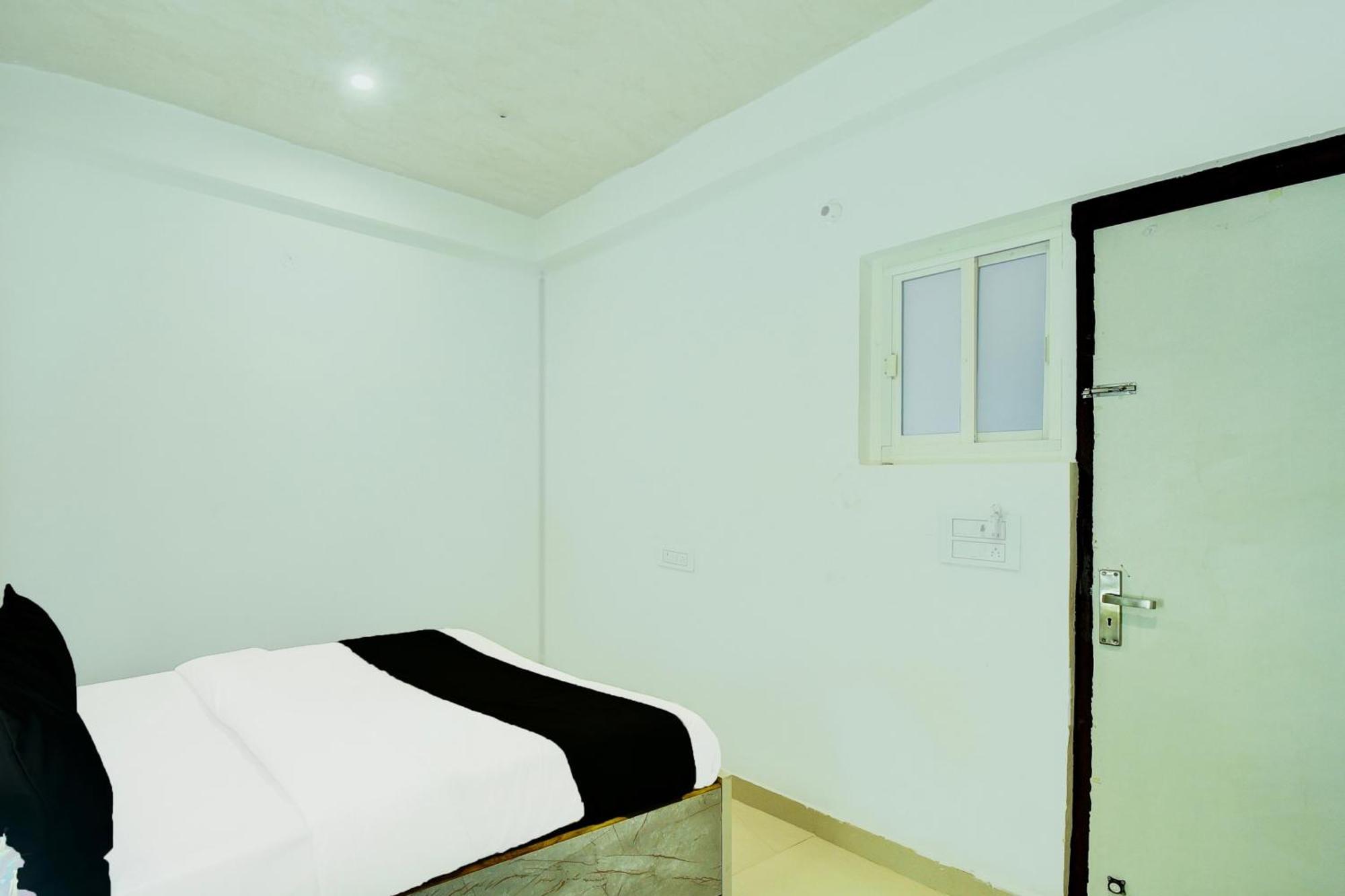 Hotel O The Moon Rover 3*