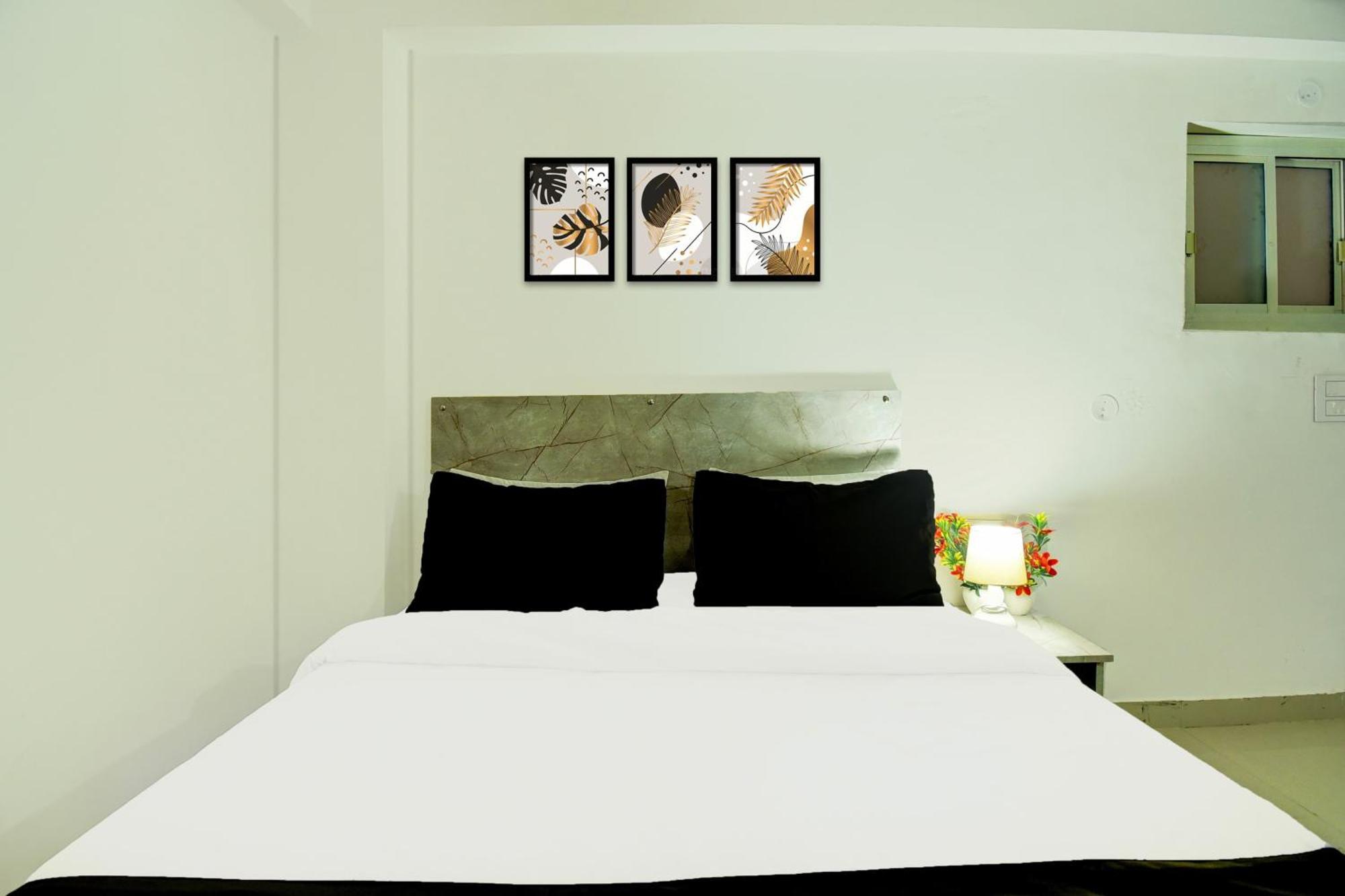 Hotel O The Moon Rover 3*