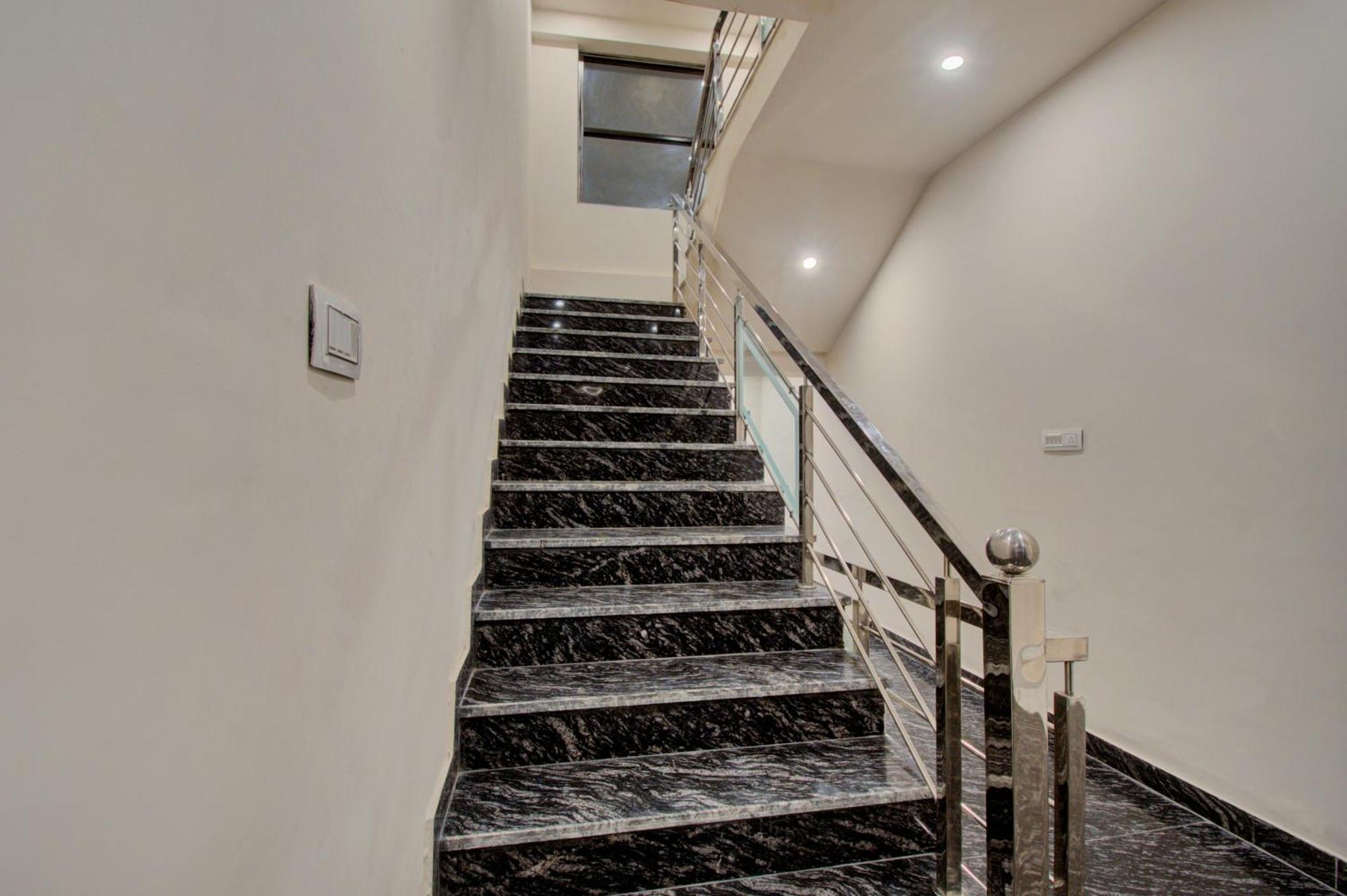 Hotel Townhouse Karma 3*