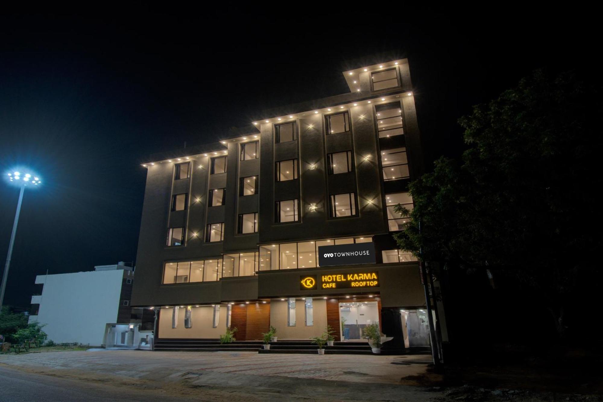 Townhouse Karma Hotel Jaipur