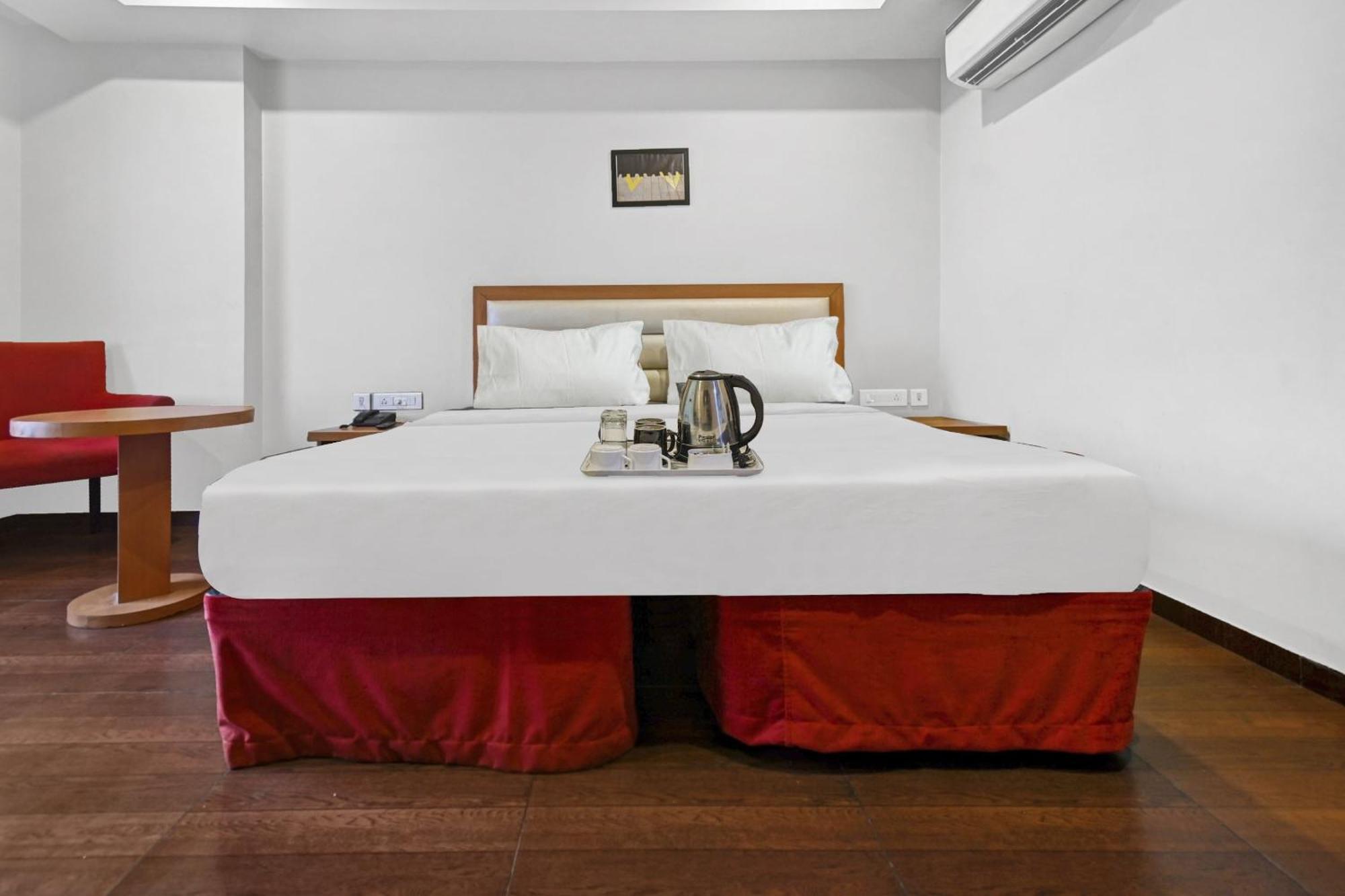 Hotel Super Townhouse The Grand 4*