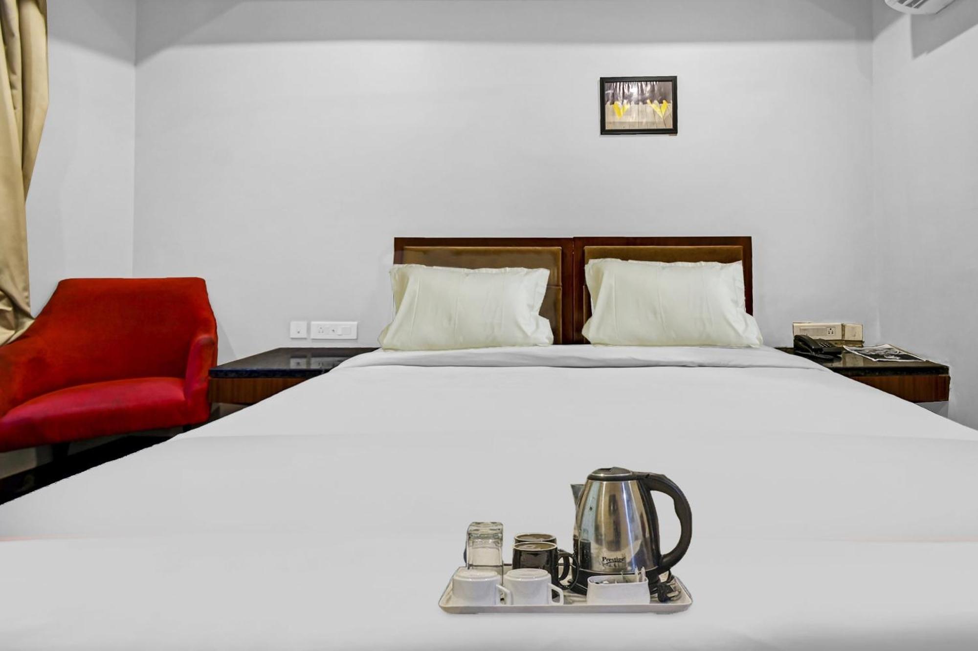 Super Townhouse The Grand Hotel 4*