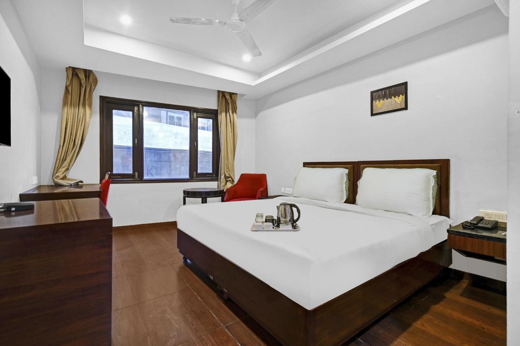 Hotel Super Townhouse The Grand 4*