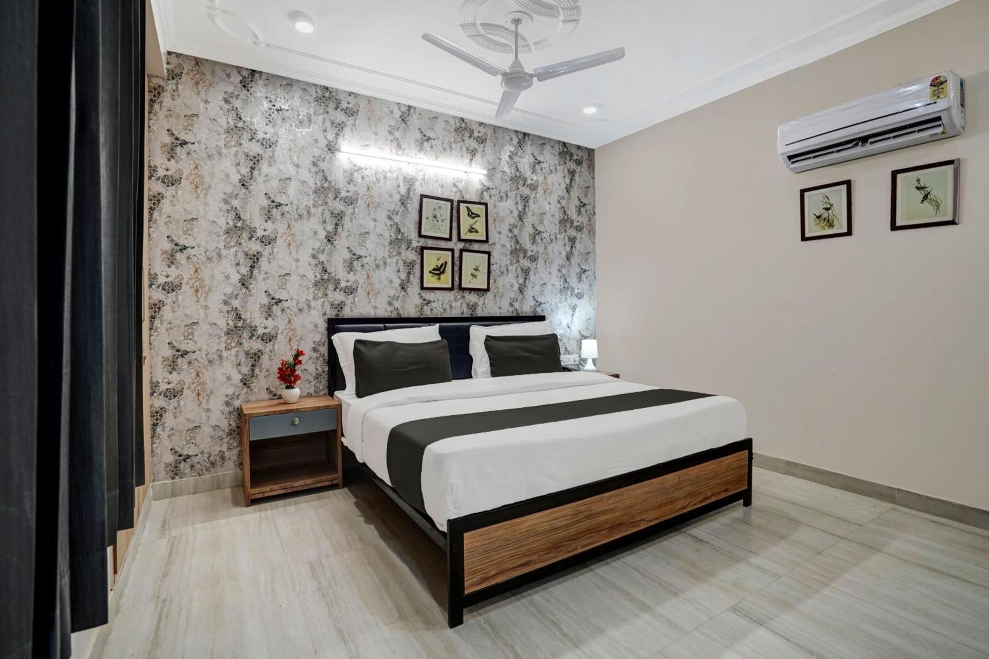 Townhouse Majesty 3*
