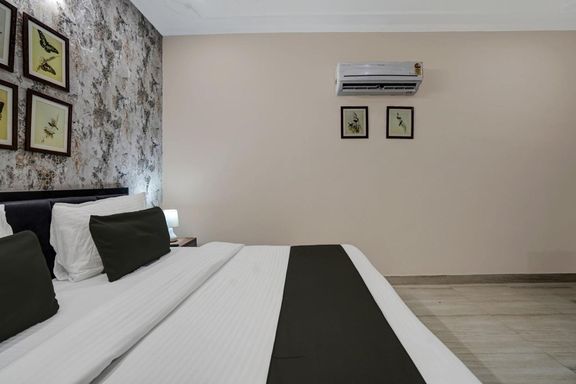 Townhouse Majesty Hotel 3*