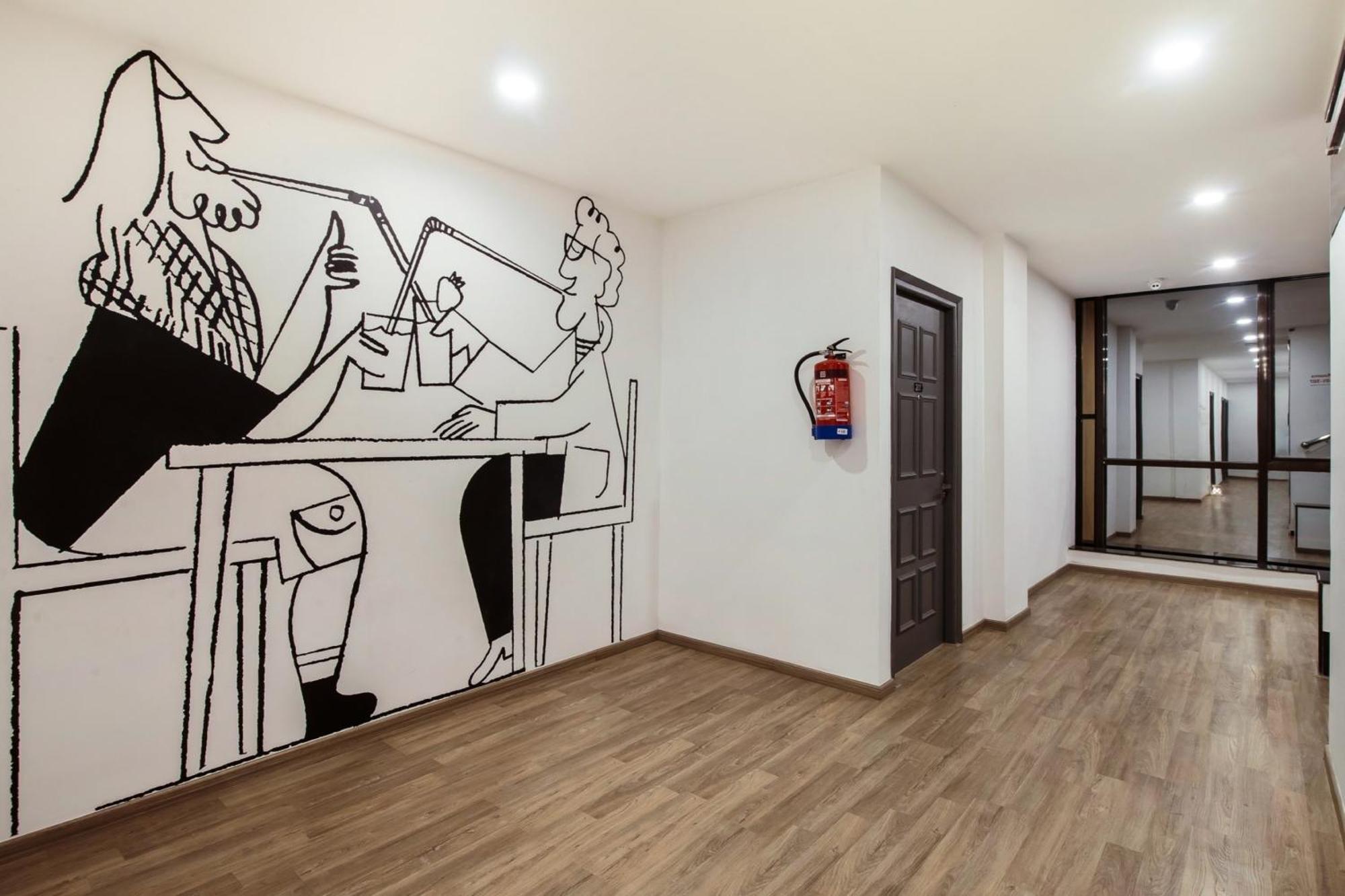 Townhouse Majesty 3*