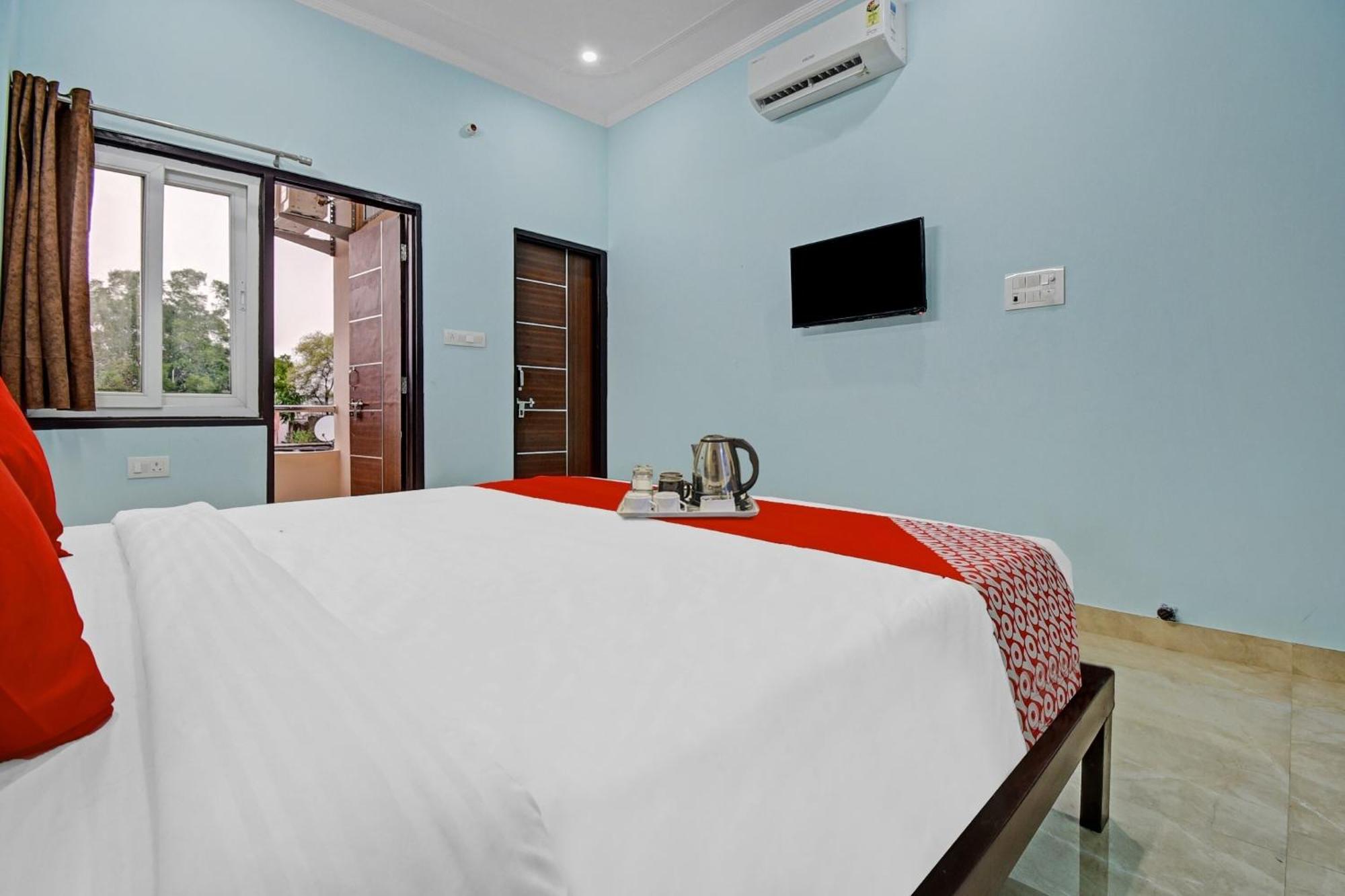 O Ansh Plaza Hotel 4*